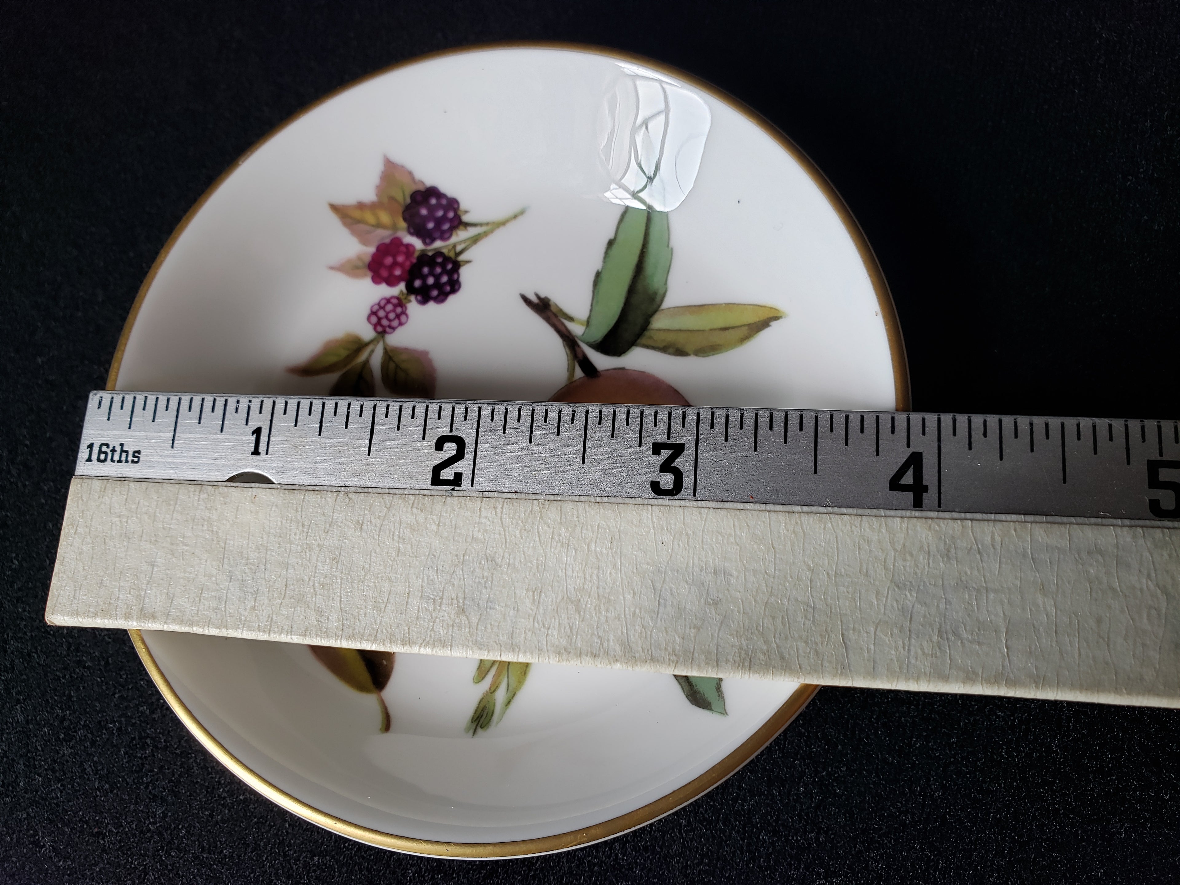 Vintage Royal Worcester Arden Small Coaster Dish 4" Gold Trim (lot 2080)