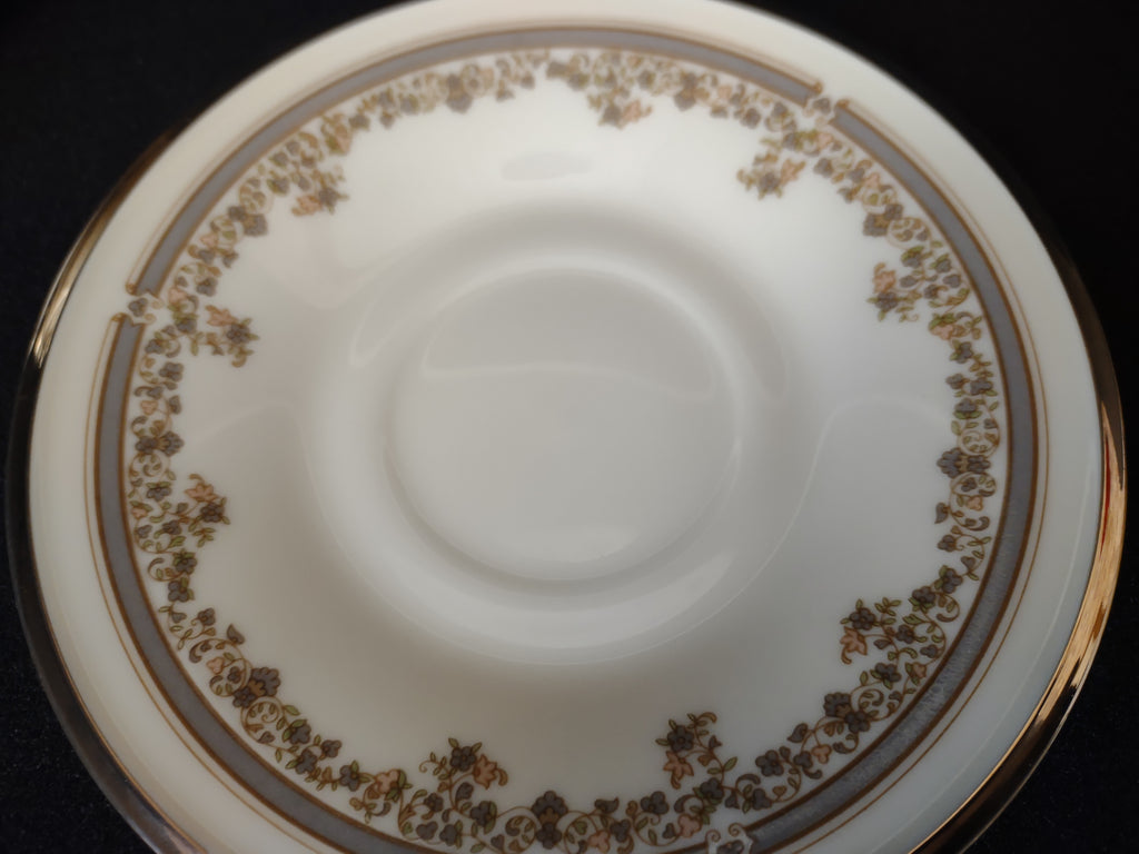 Vintage Lenox Lace Point Tea Cup with Saucer (lot 1807)