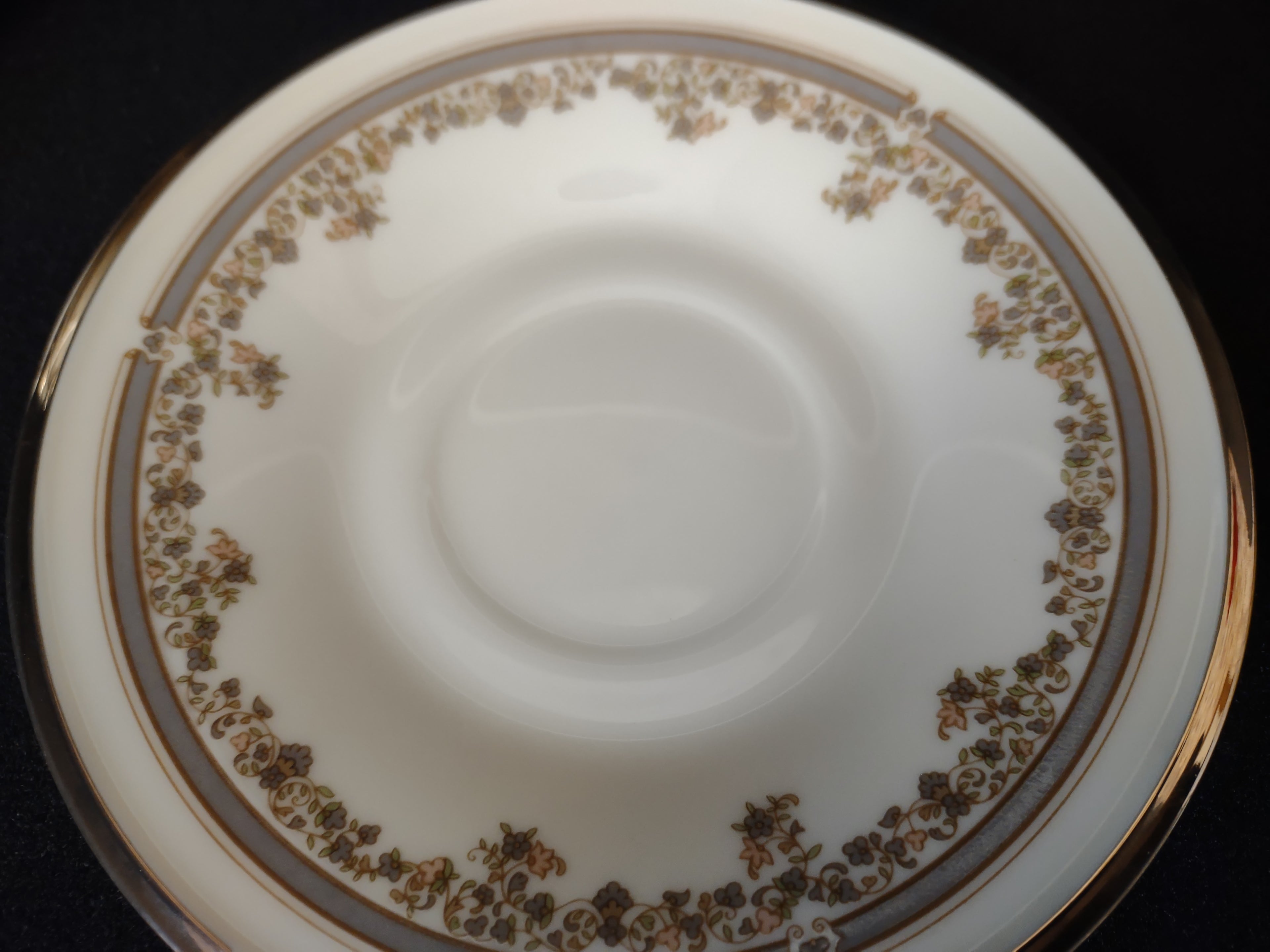 Vintage Lenox Lace Point Tea Cup with Saucer (lot 1807)