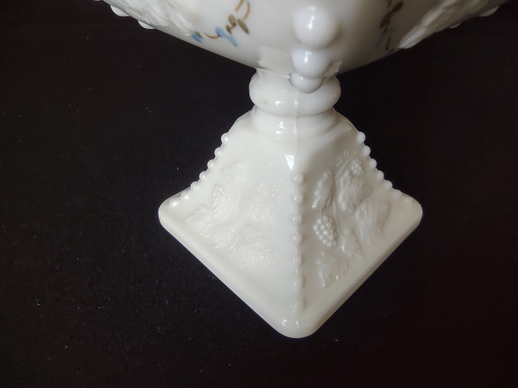 Vintage Westmoreland Milk Glass Vase Grapes Roses Bows (lot 2669c)