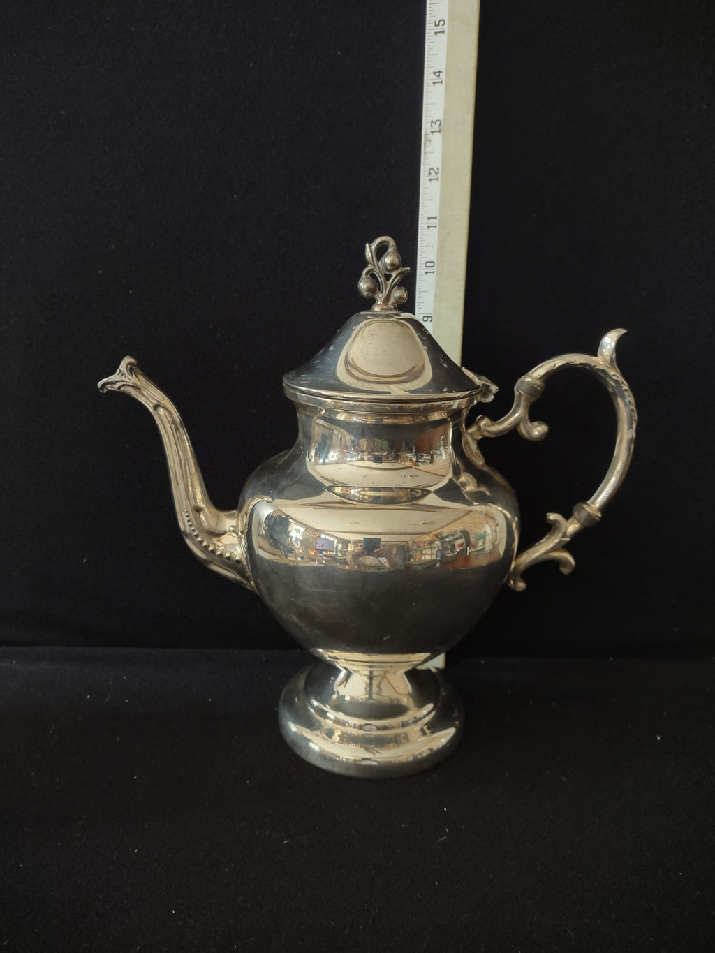 Silver-Plated Pedestal Scrolled Vintage Leaf Finial Teapot Birmingham Lot3347