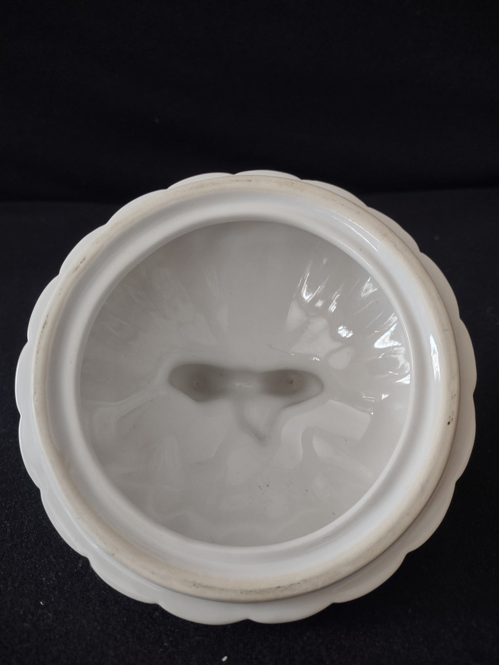 Vintage Precious Moments Happy Holly Days Christmas Cookie Jar (Lot 4047)