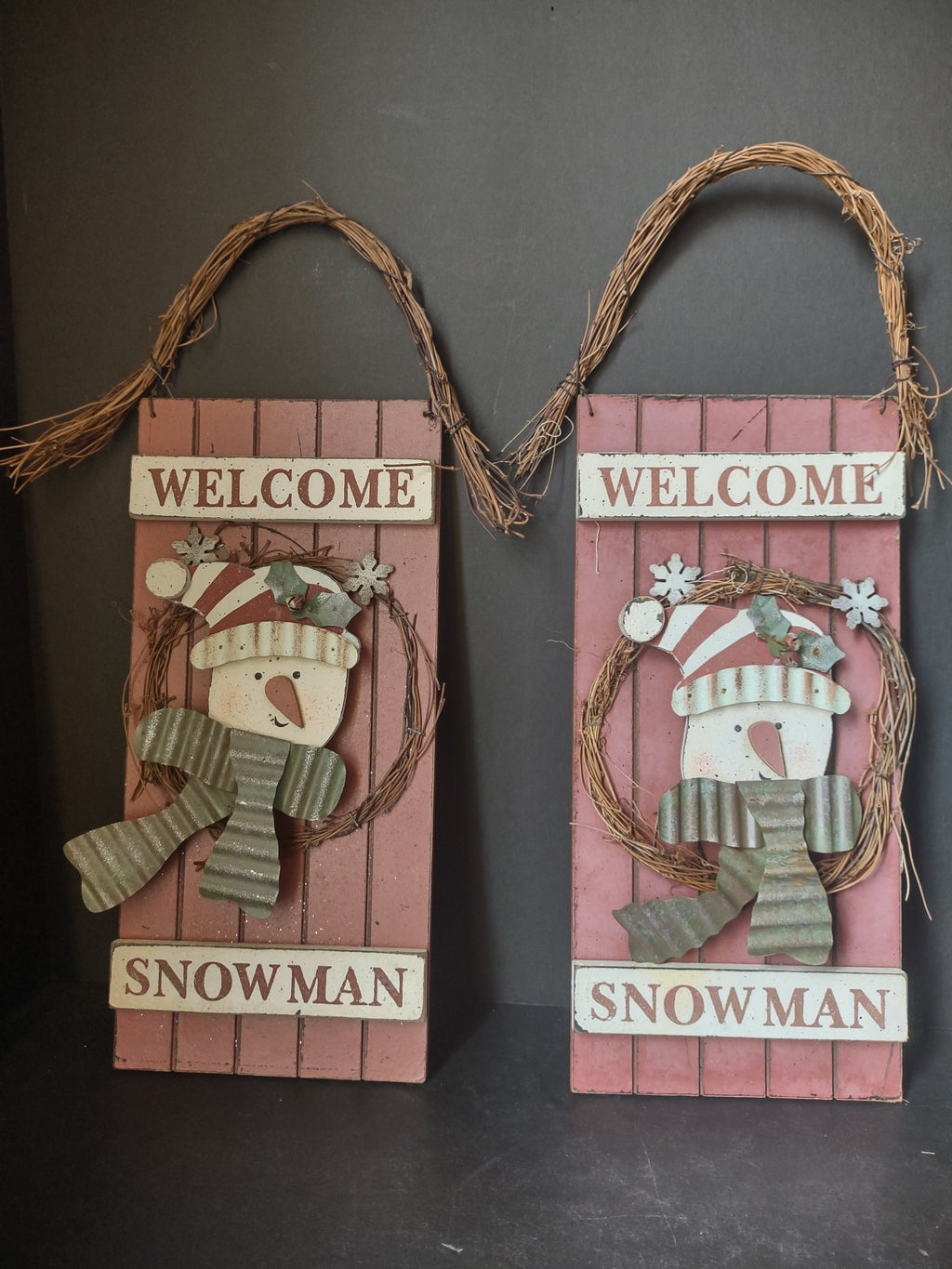 Set of 2 Christmas Welcome Snowman Signs Rustic Primitive (lot 1731)