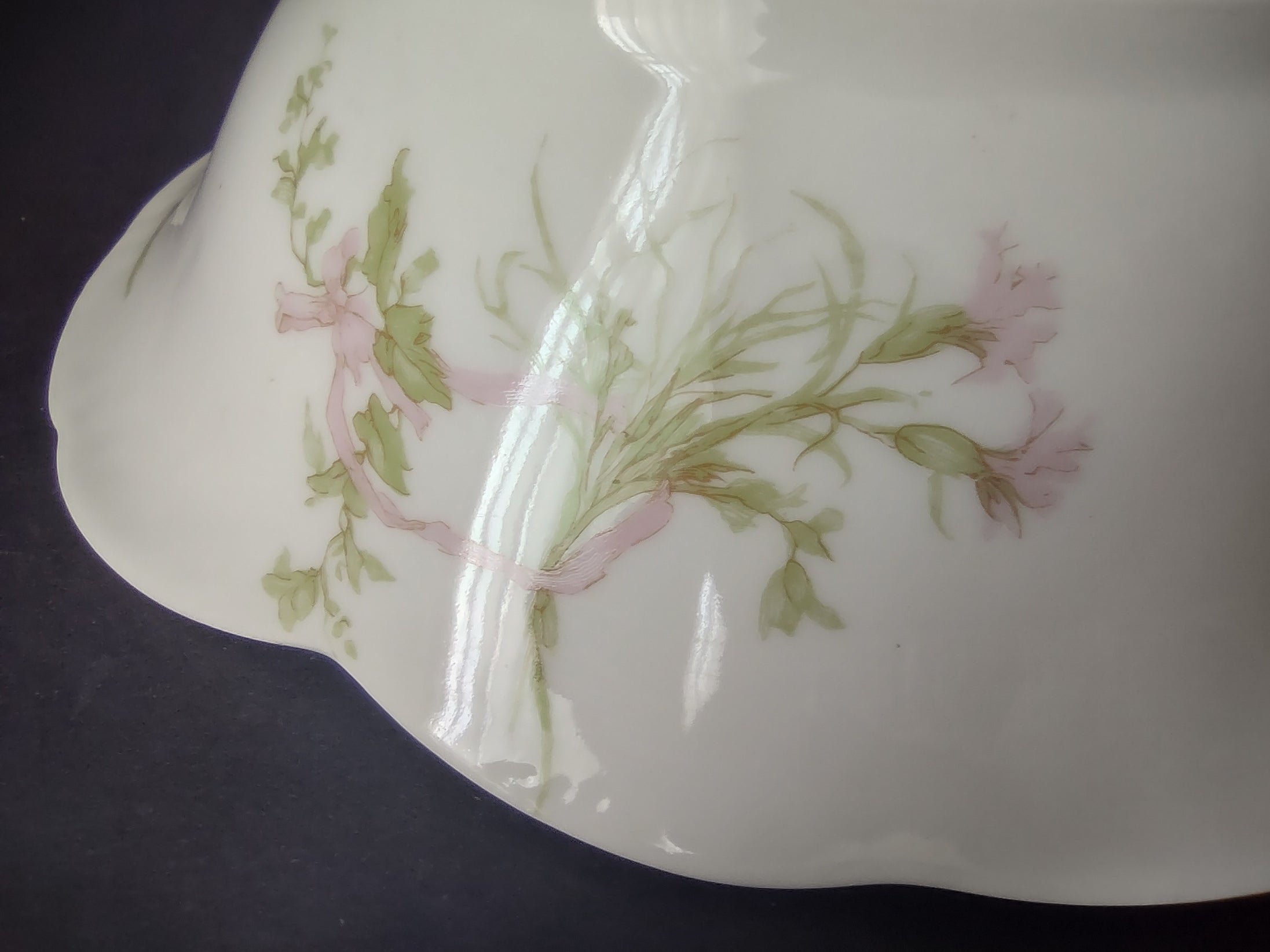 Haviland Limoges Gold Trim Handles Pink Cornflower Serving Bowl (lot 946)