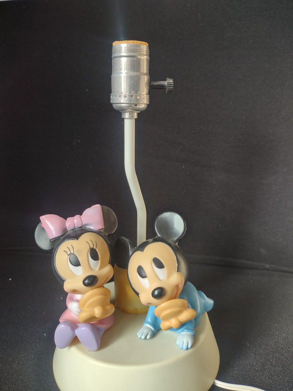 Disney Minnie Mouse Nursery Lamp with Night Light (lot 2493c)