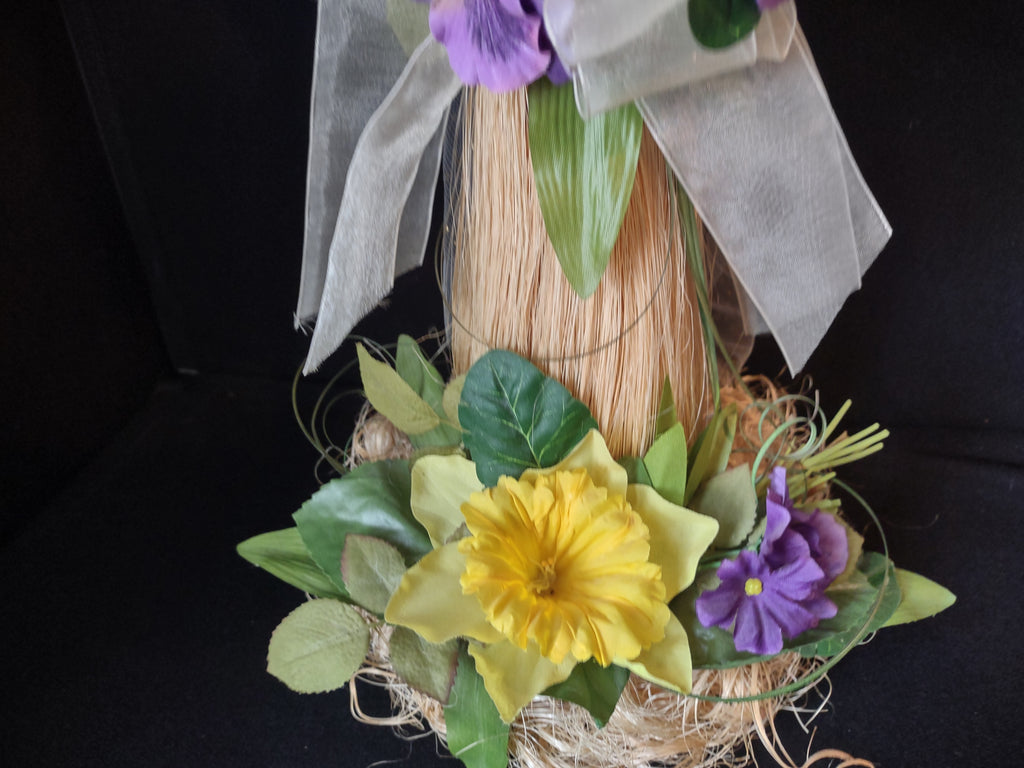 Straw Angel Spring Flowers Decoration (lot 2755c)
