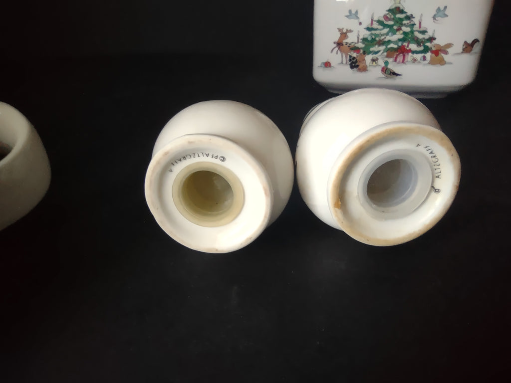 Pfaltzgraff Christmas Gravy Bowl Napkin Holder Salt Pepper Holder (lot 1160)