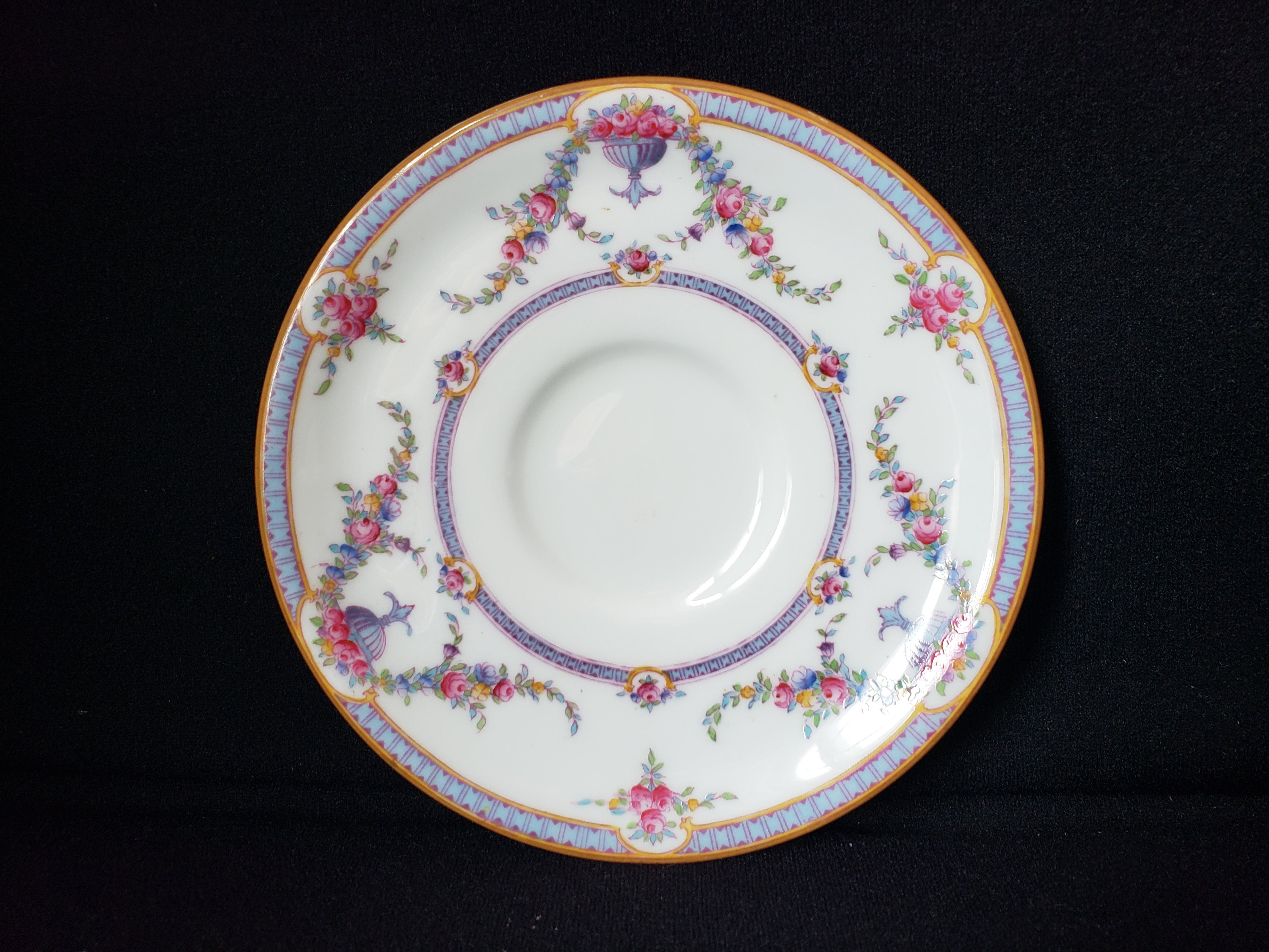 Vintage Royal Worcester Rosemary Saucer ONLY 5-7/8" (lot 2090)