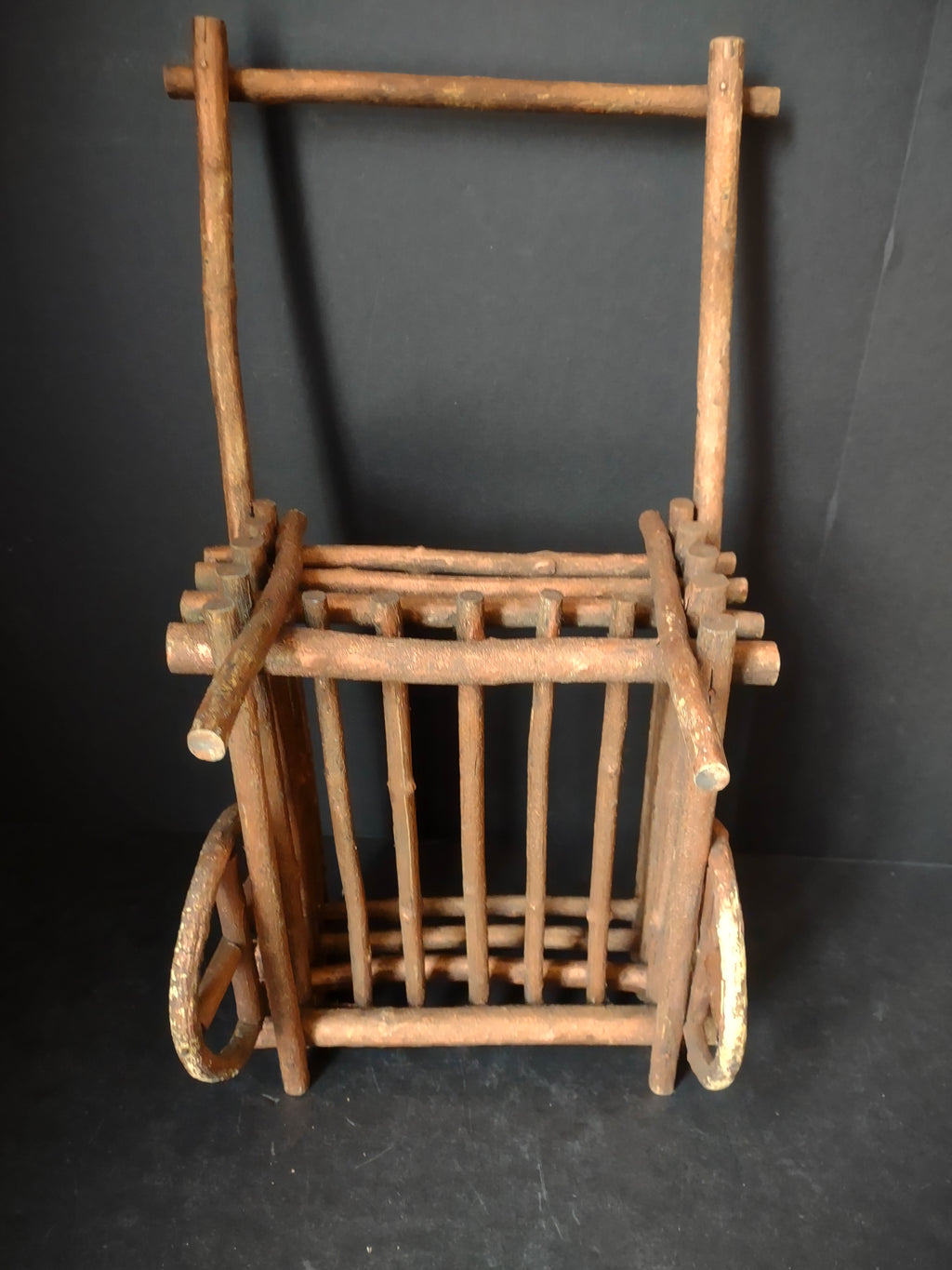 Vintage Rustic Primitive Wood Wheelbarrow Planter 19x9 (lot 5016)