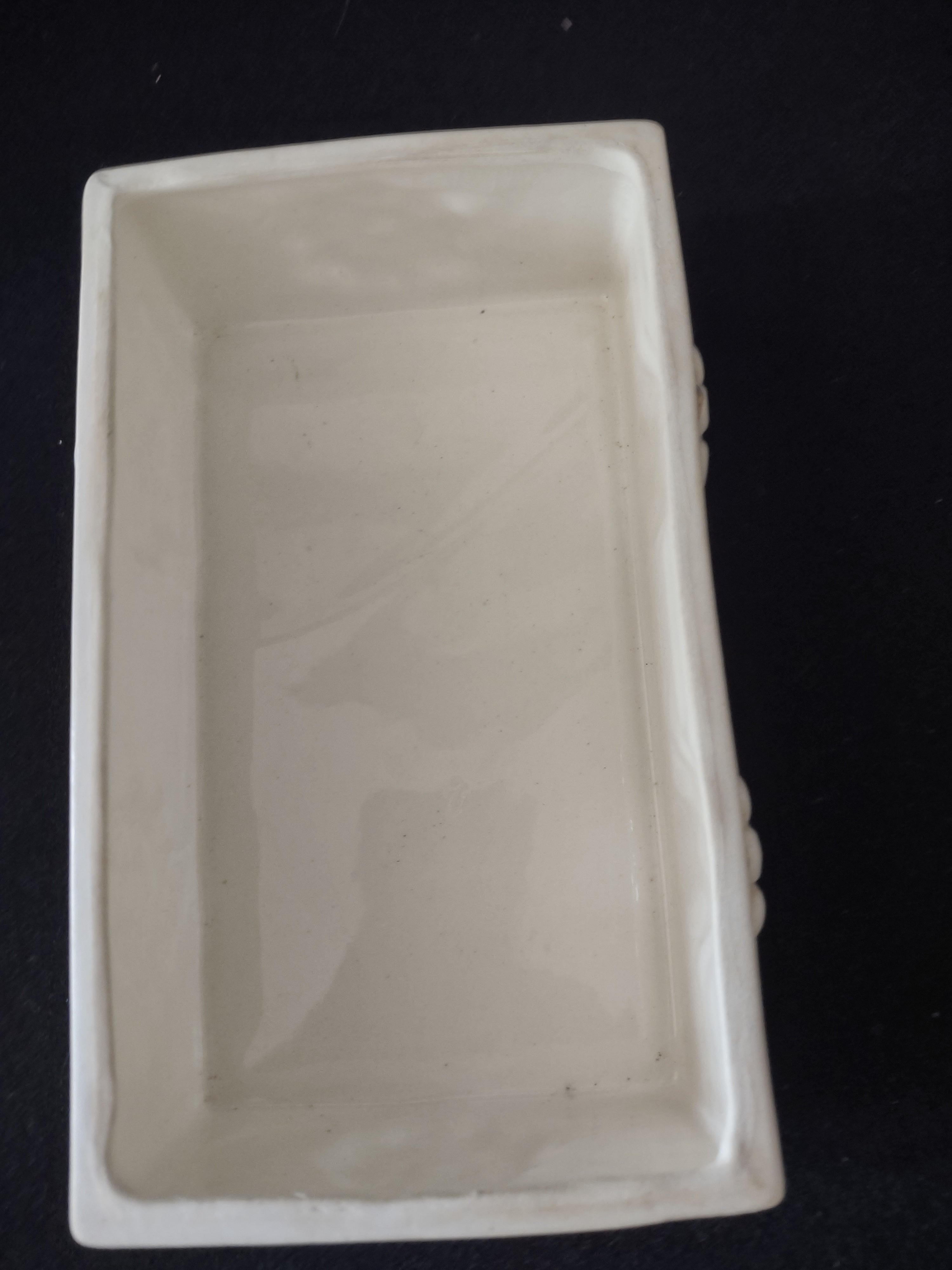 Vintage Trinket Box Raised Patterns Crossed Arrow Mark On Bottom (Lot 3319)