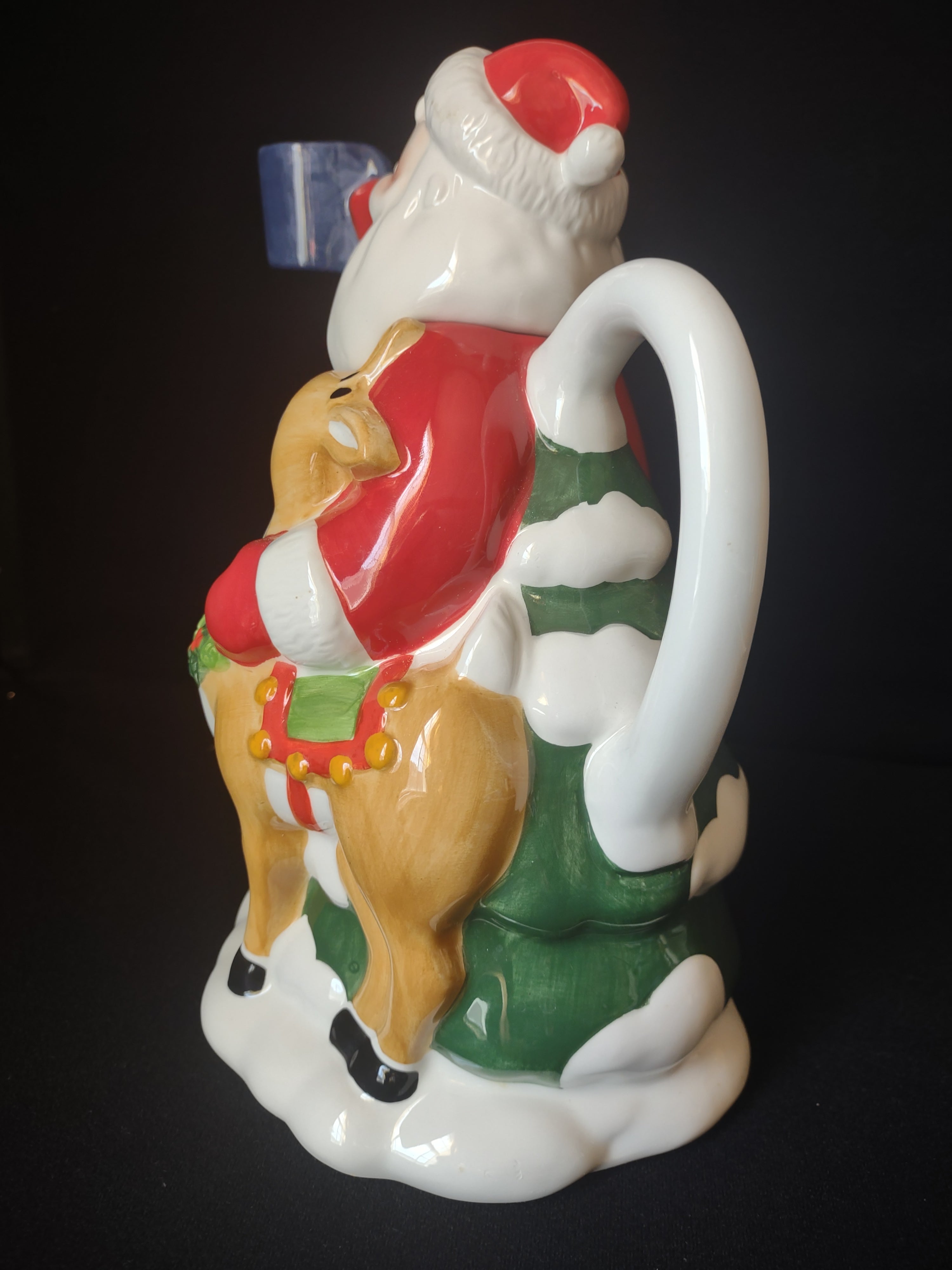 Christmas Santa Rudolph Teapot Lenox (lot 1568)