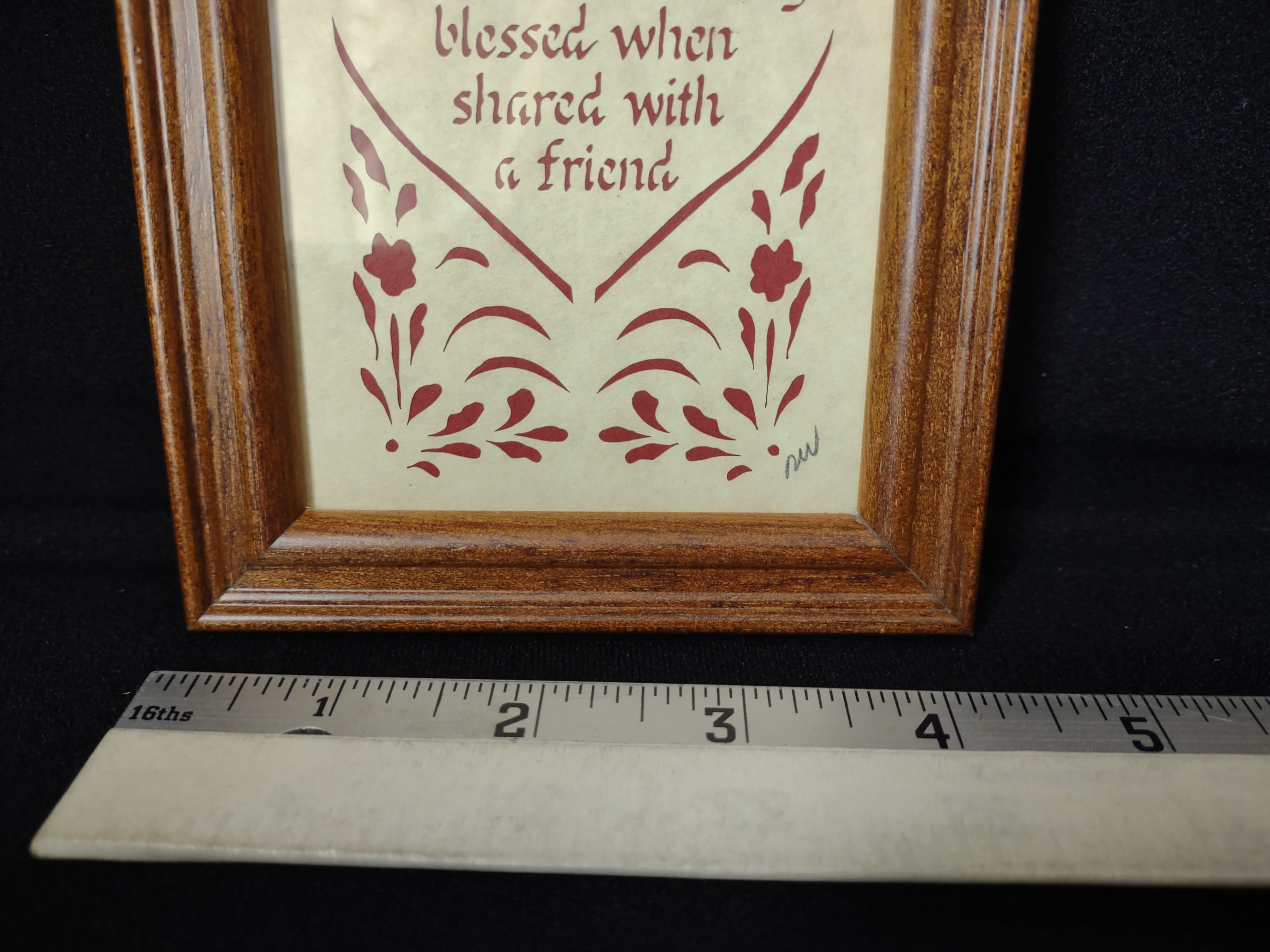 Vintage Designs with Scissors Picture Heart Blessed Friend (lot 1777)