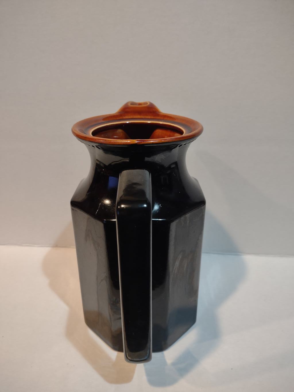 Vintage MCM Ironstone Amber Octagon Pitcher No LID Rustic (lot 5012)