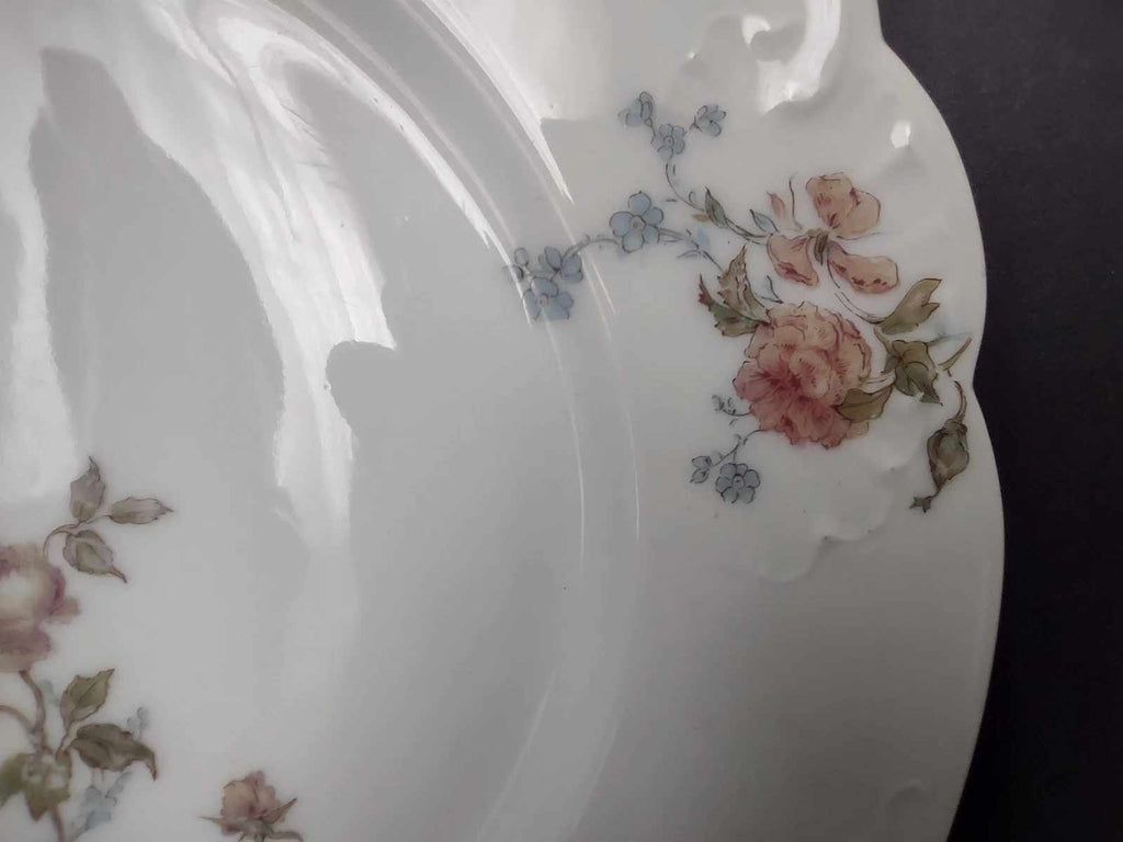 Antique French Cottage Haviland Limoges Red Rose Dinner Plate 9-1/2" (lot 956)