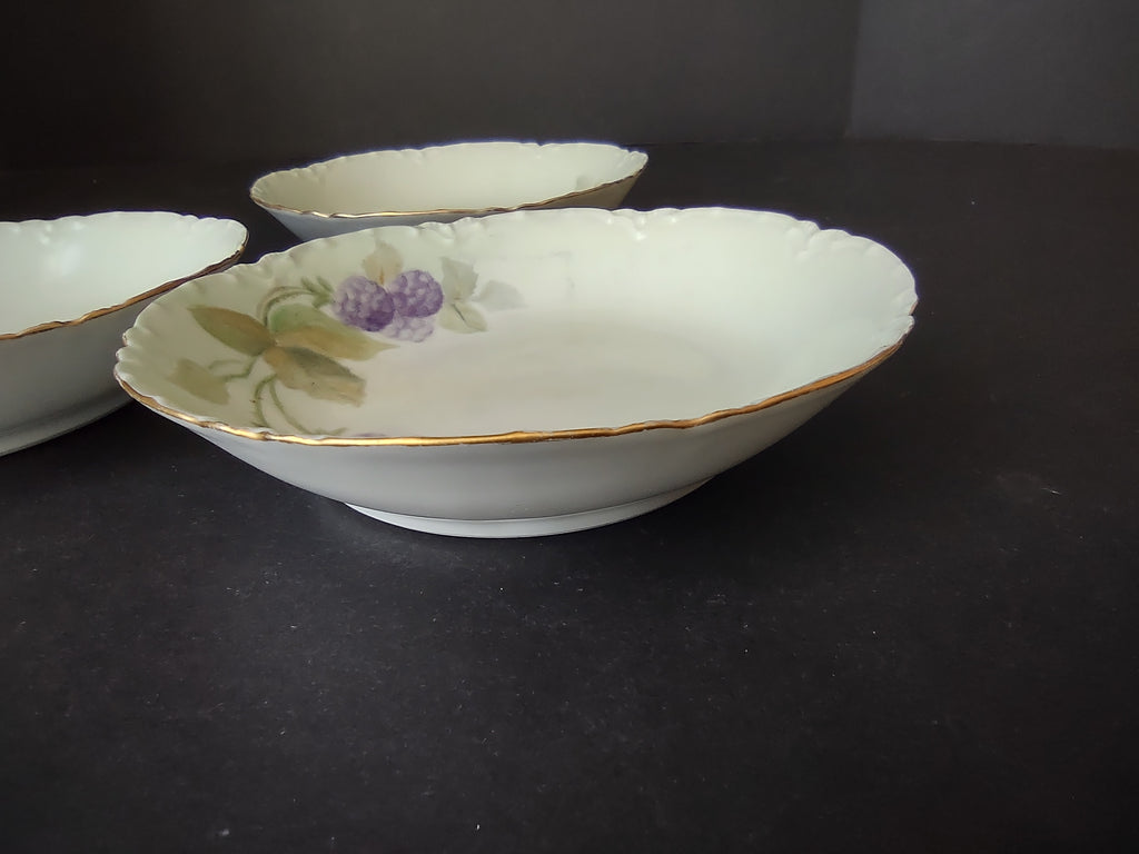 Haviland Limoges French Cottage Shabby Chic 3 x Blue Berry Bowl 5" (lot 1098)