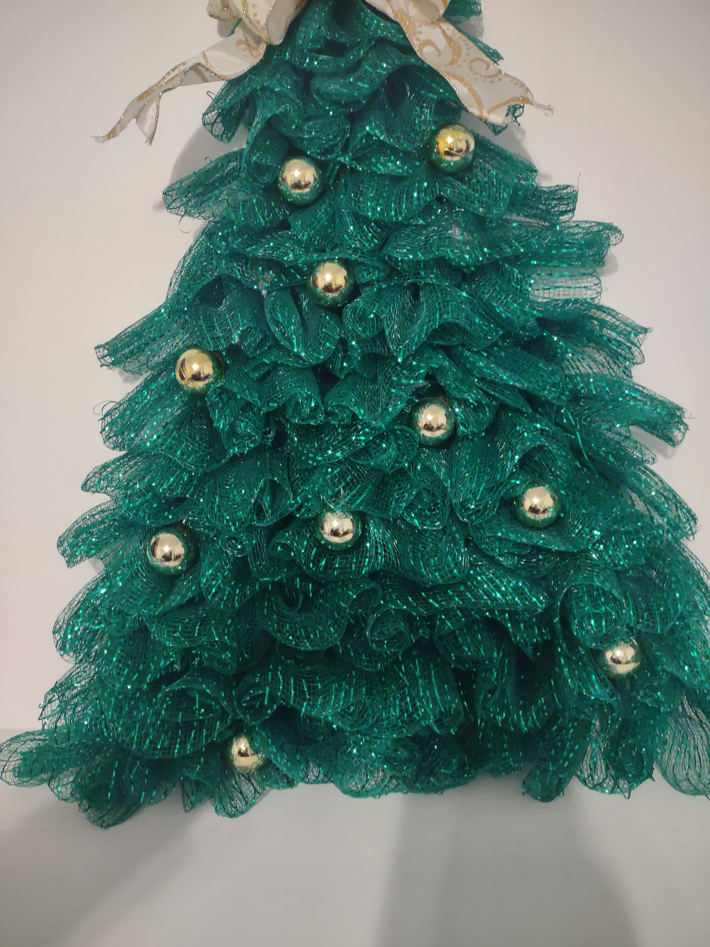 Handmade Ribbon Green Christmas Tree w/ Ornaments Flat Hang on Wall 22" (lot 1295)