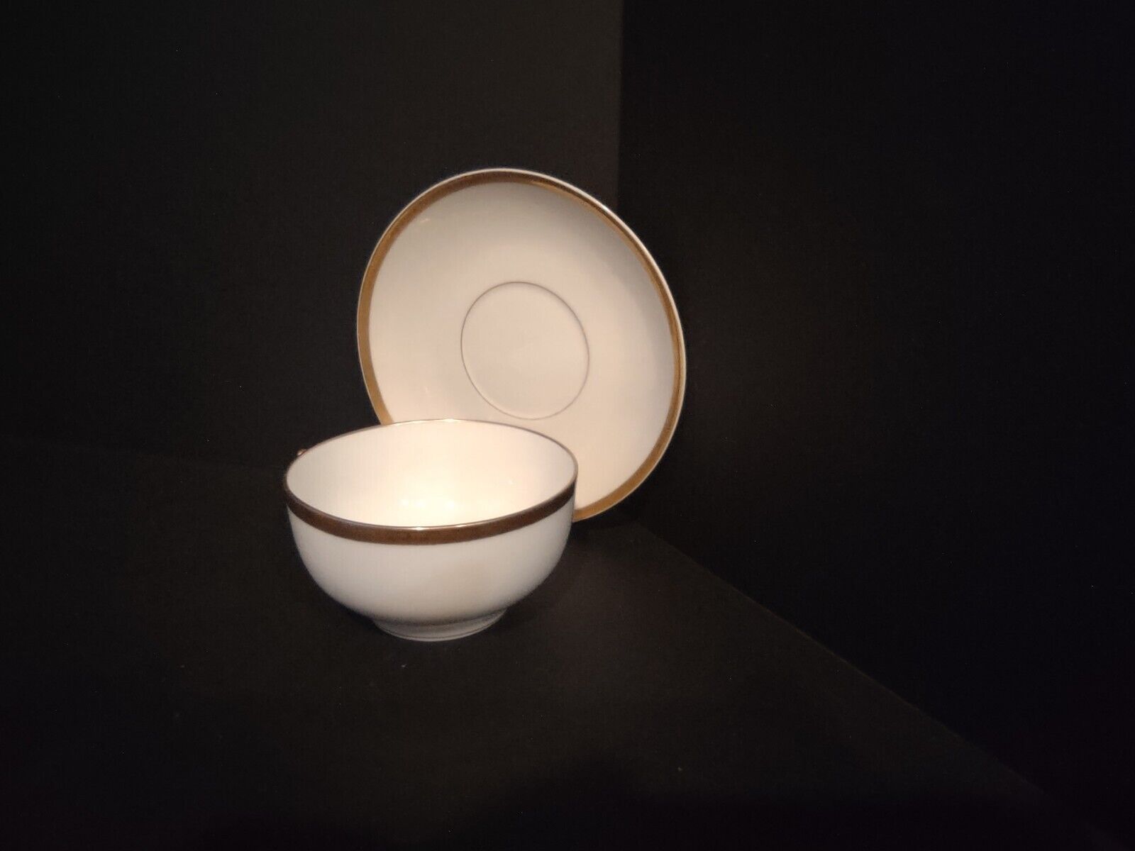 GDA Limoges France Porcelain Cup & Saucer White Gold Trim (lot 683)