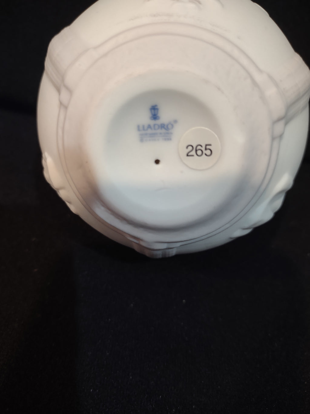Vintage Lladro Christmas Collectible 1998 Ornament Bola De Navidad (Lot 4103)