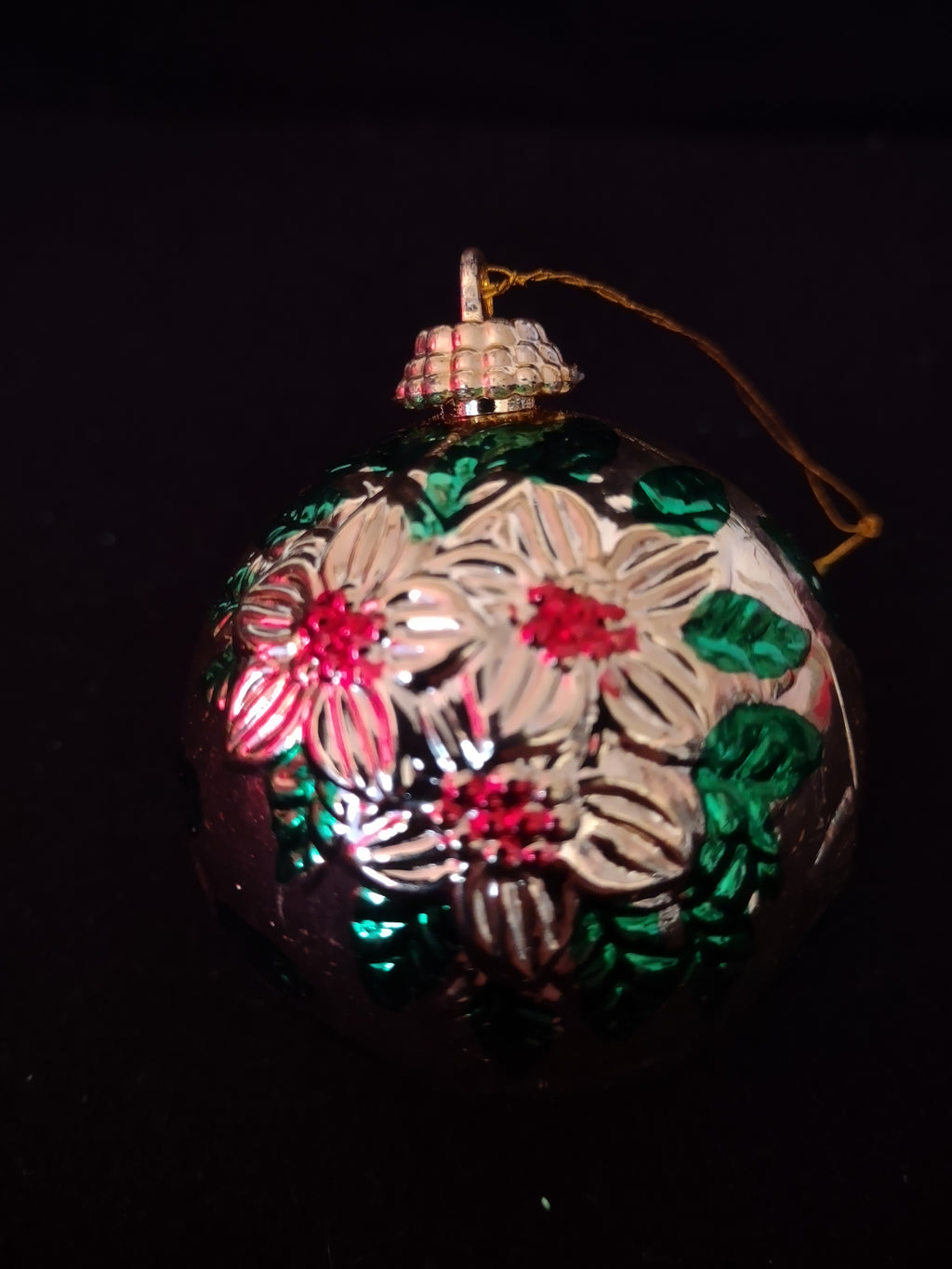 Vintage Christmas Ornaments Golden Textured x 8 Plastic (Lot 4507