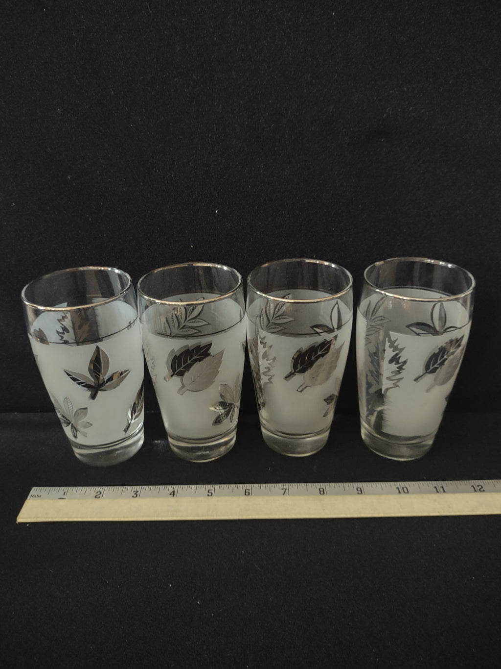 Vintage Libbey Silver Leaf Foliage Frosted Drinking Glasses X 4 (Lot 3233)