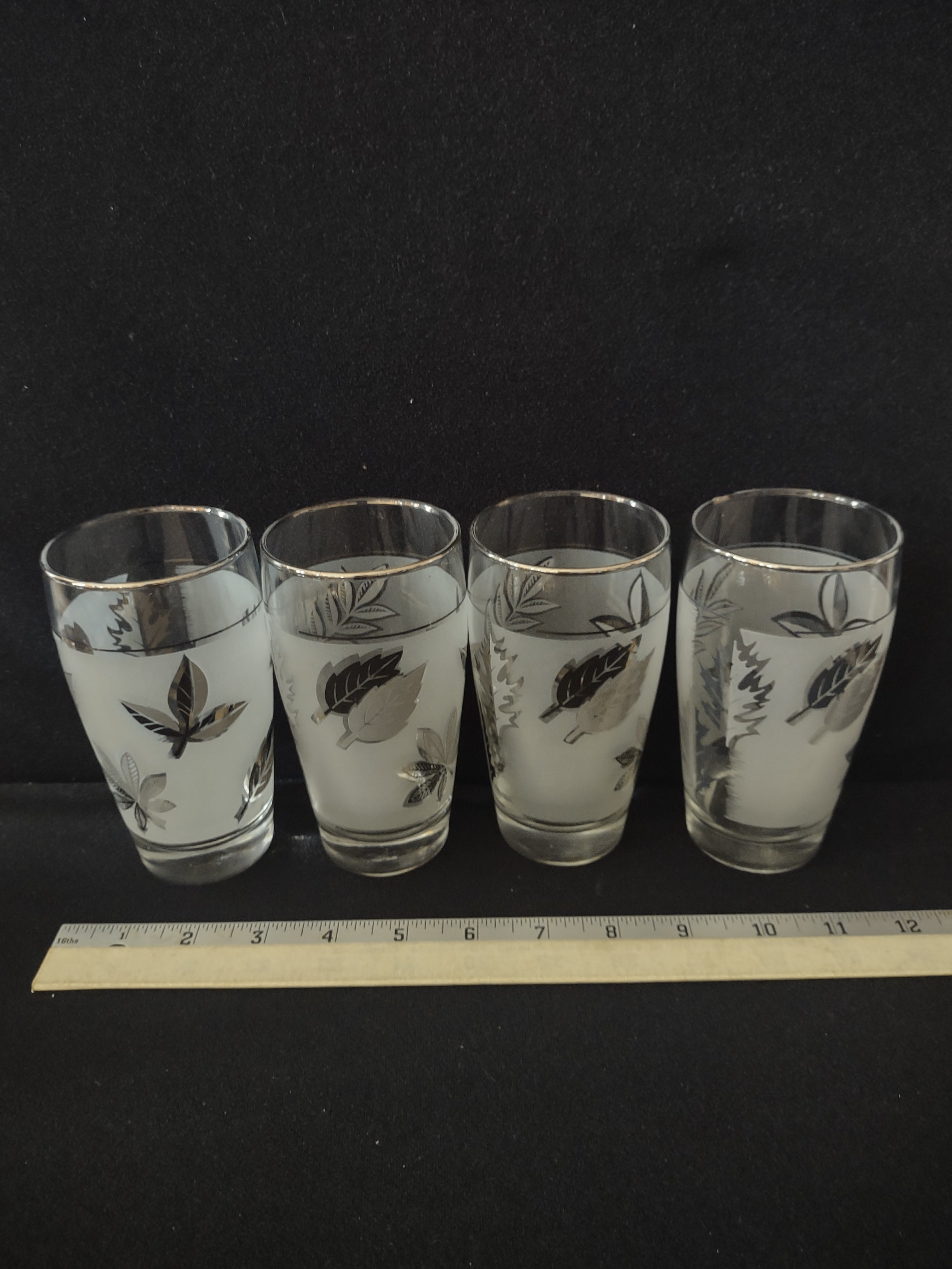 Vintage Libbey Silver Leaf Foliage Frosted Drinking Glasses X 4 (Lot 3233)