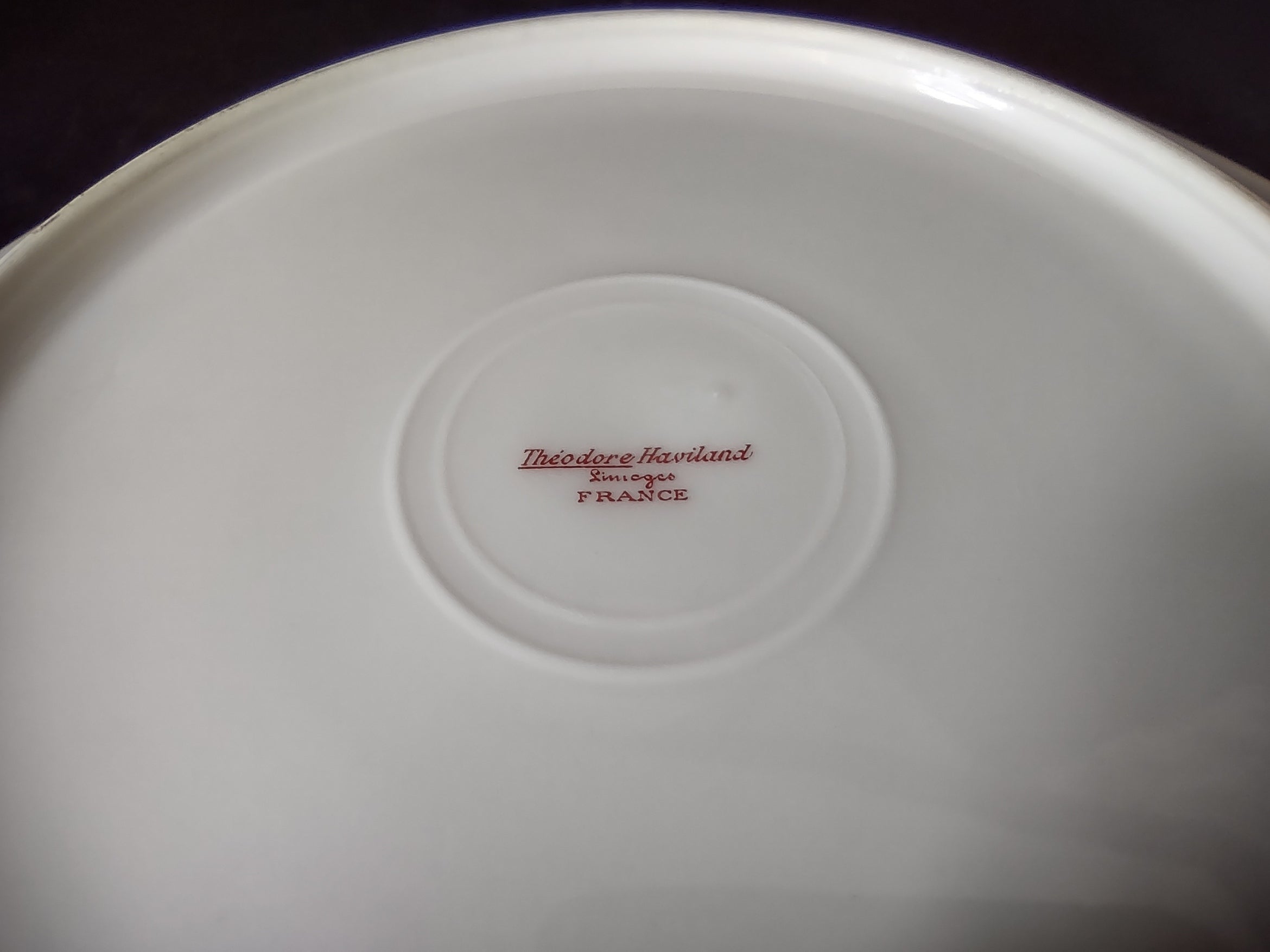 Haviland Limoges Dinner Plate Pink Thistle & Daisy (lot 880)
