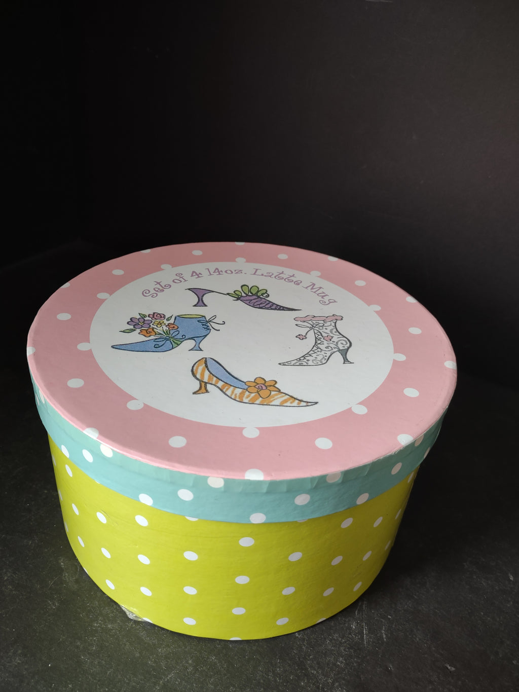 Set of 4 Latte Mugs with Shoe Design Polka Dot (lot 5259)