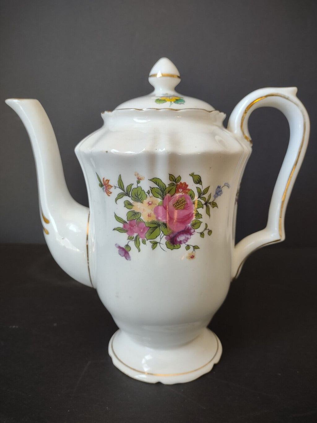 Fine Bone China Crown England Staffordshire Coffee Pot (lot 353) IMPERFECT