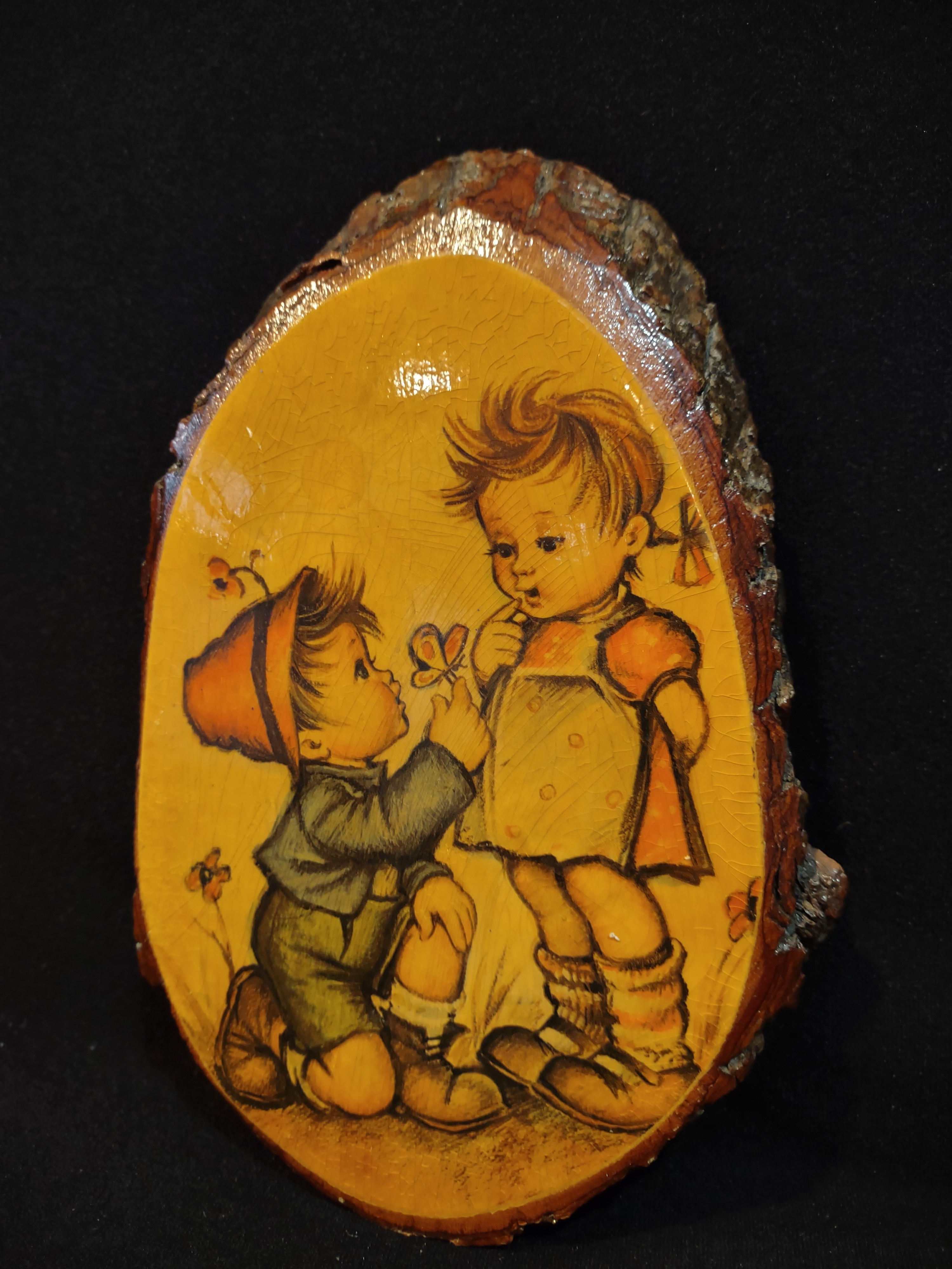 Vintage Hummel Style Natural Bark Edge Wooden Wall Plaque Evans Boy Girl(Lot4811