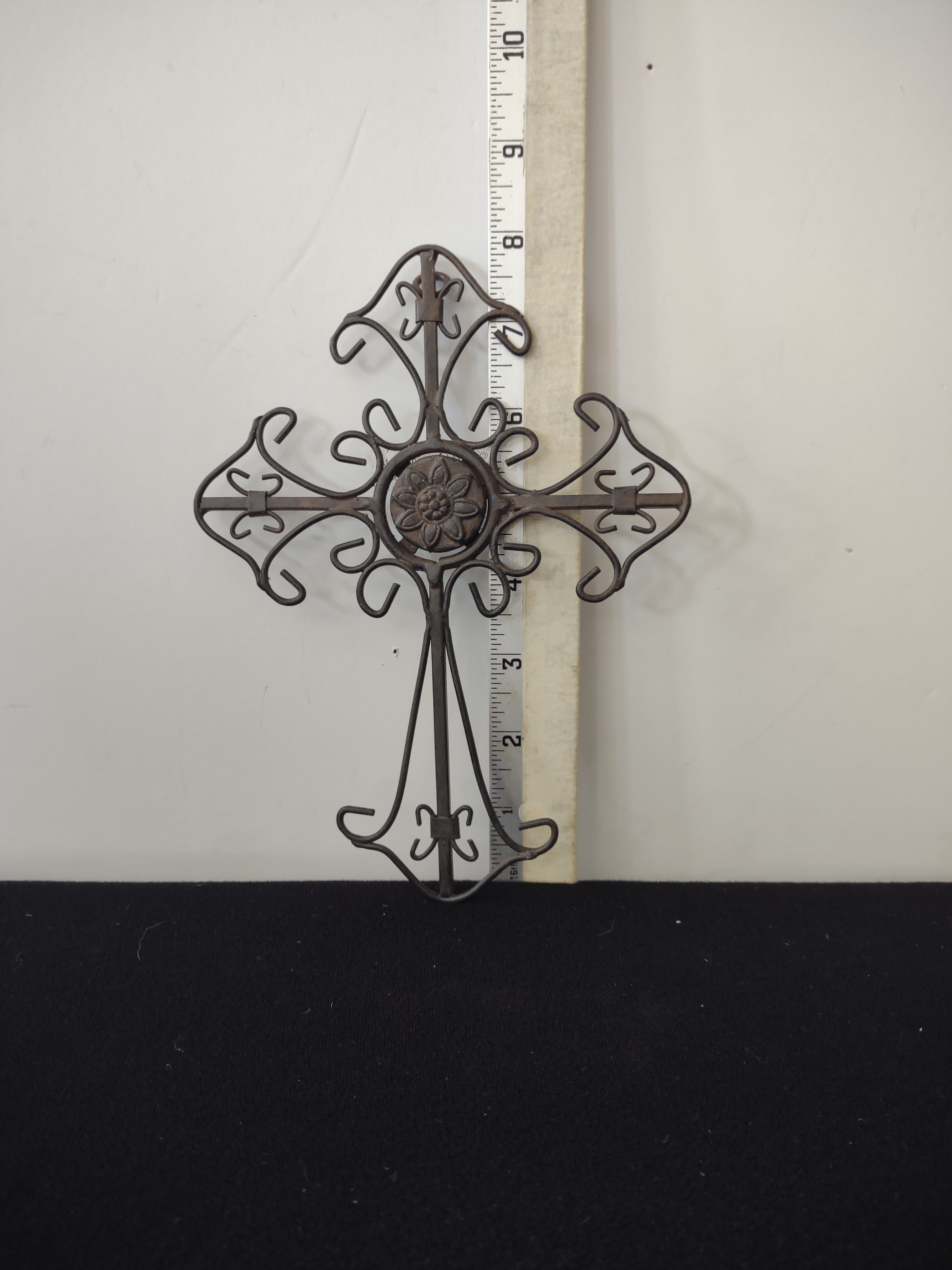 Vintage 3 Metal Crosses Wall Art Fleur De Lis Scrolls (Lot 3811t)