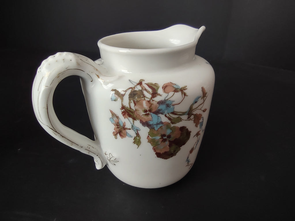 Depose Haviland Limoges Blue Flower Pitcher Creamer (lot 965)