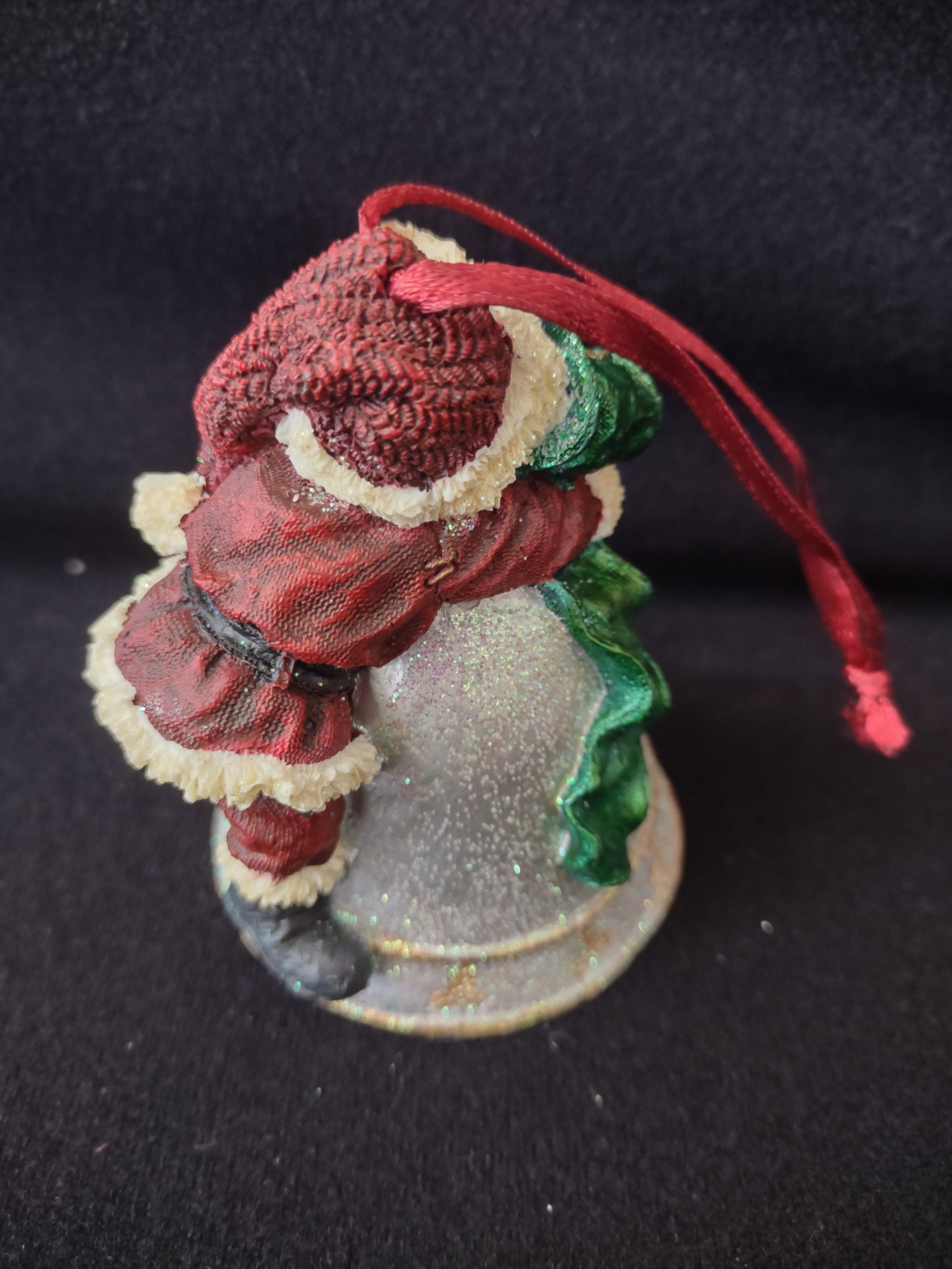 Vintage Christmas 2004 Bearstone Santa Bear Bell (Lot 4129)