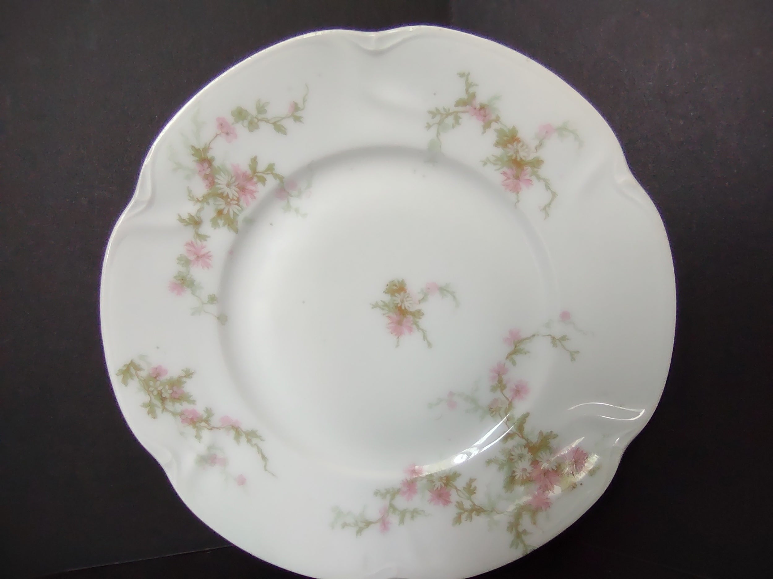 Haviland Limoges Bread Butter Plate Pink Thistle & Daisy (lot 881)