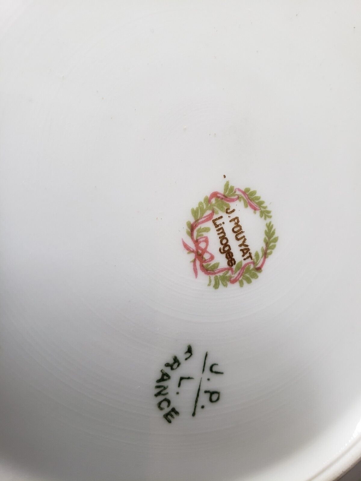 JP Limoges France Gold Trim Green Laurel 6-1/4" Bread/Butter Plate (588)