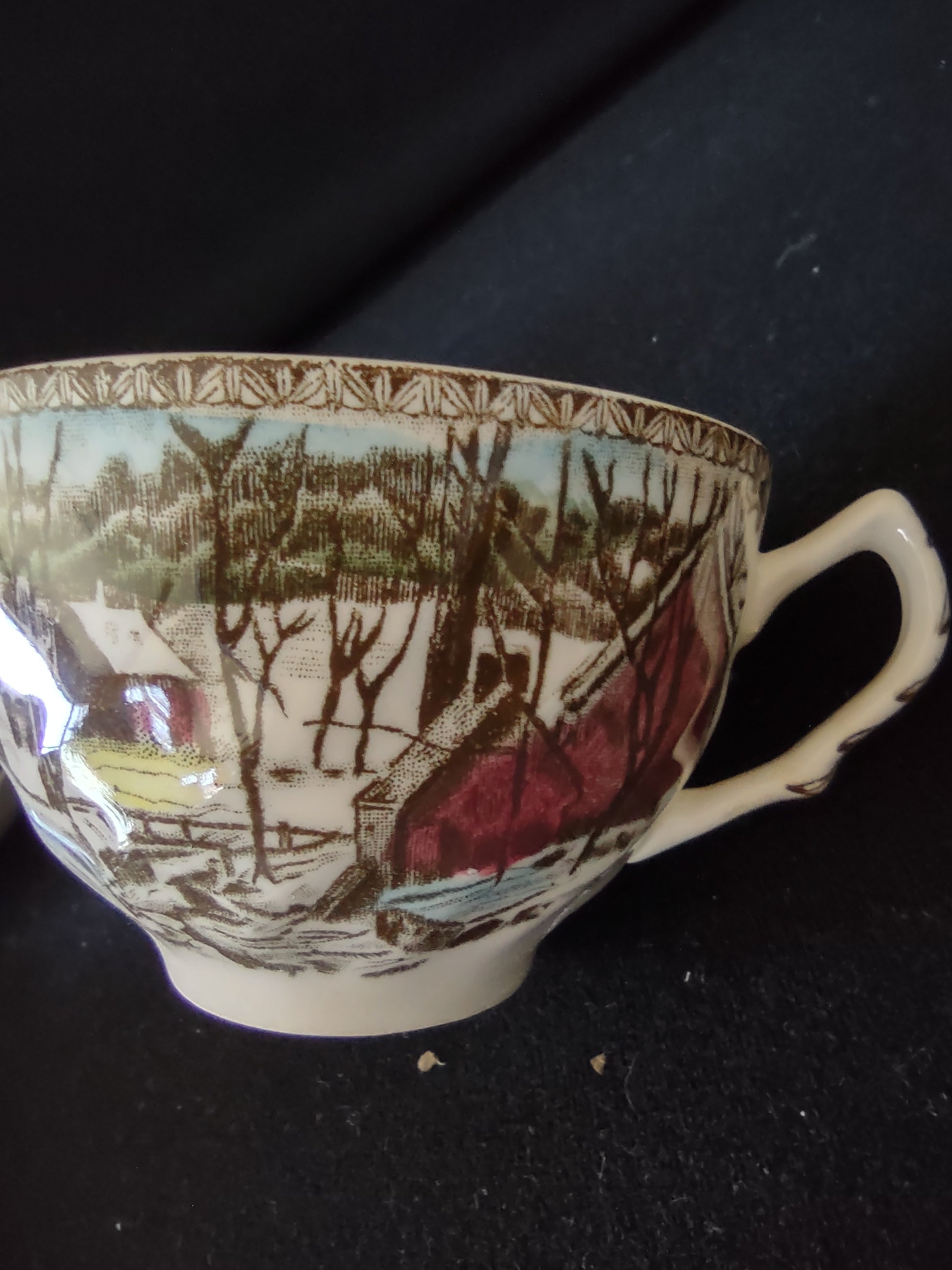 Vintage Johnson Brothers Teacup Saucer Ironstone Friendly Village x 4 (Lot 5534)