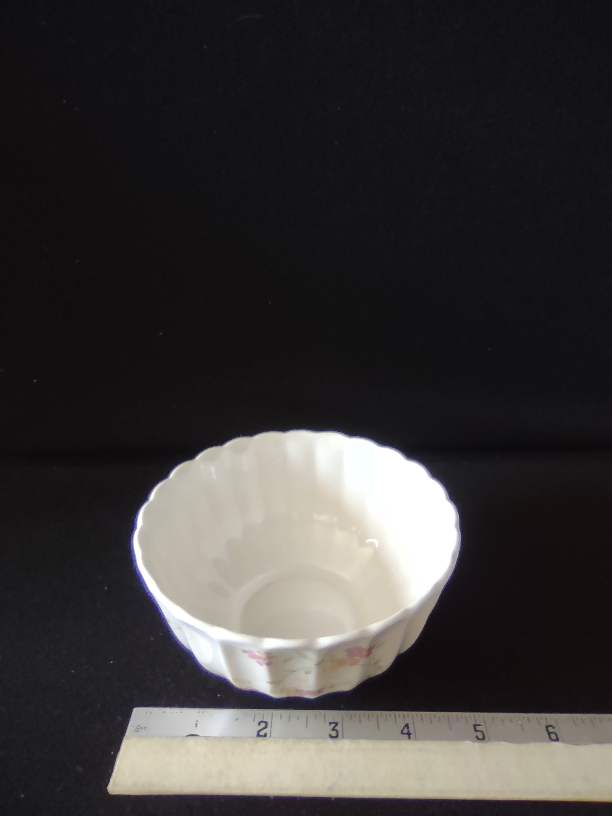 Vintage Spode Small Bowl Fine Bone China Bouquet English Countryside (Lot 5736)