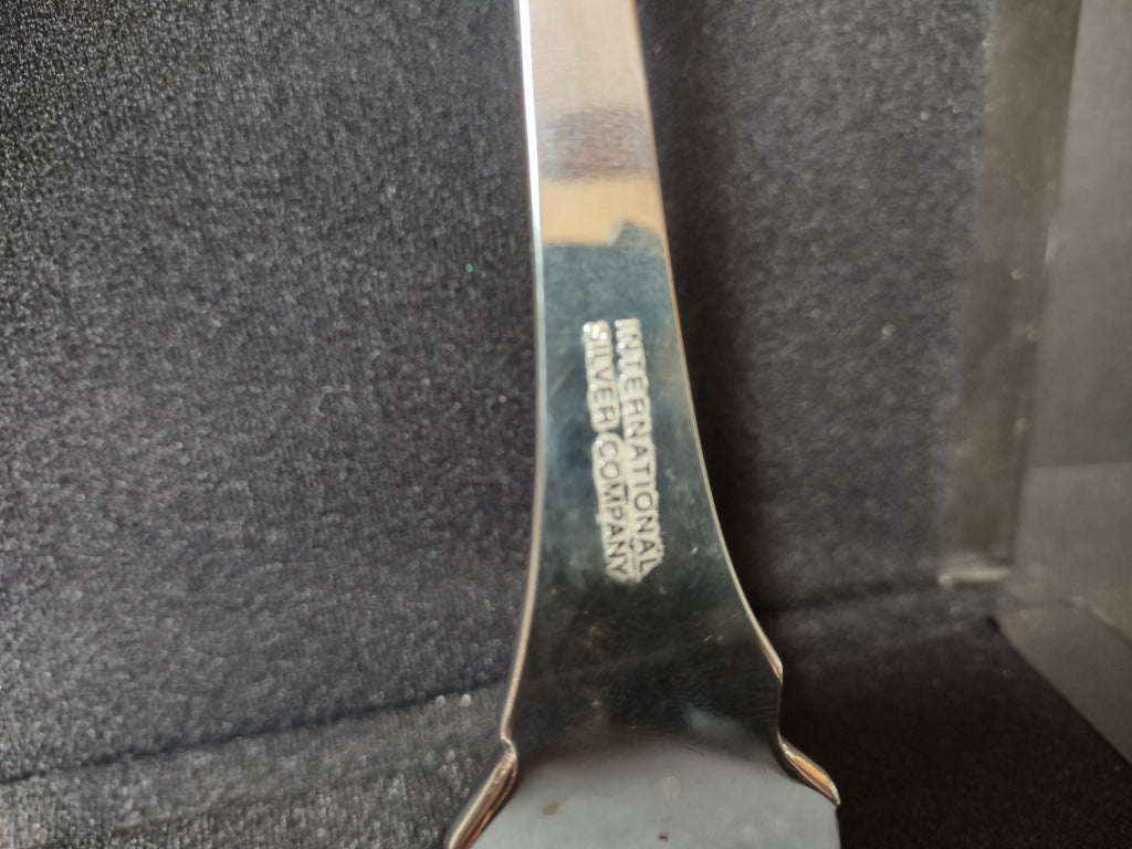 International Silver Christmas Holiday Serving Meat Fork Spoon Server (lot 1675)