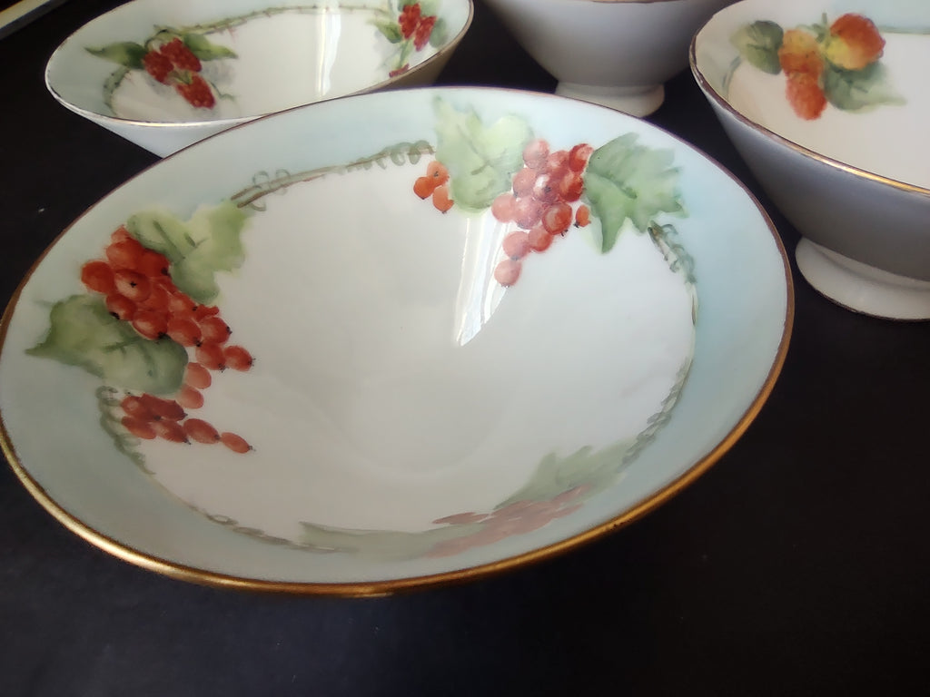 French Cottage Chic Set of 4 Dessert Footed Bowls Orange Red Fruit (lot 1096)