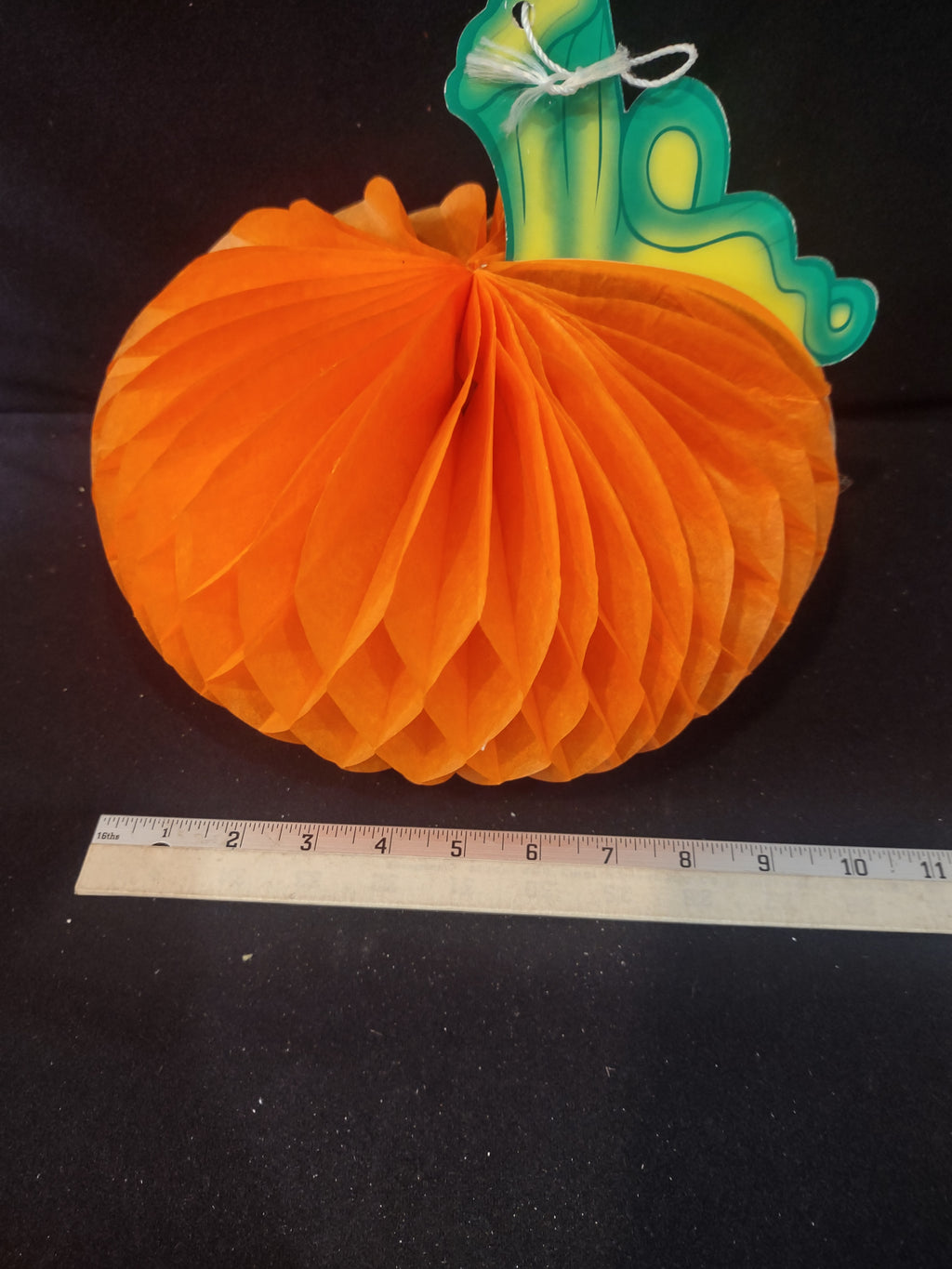 Thanksgiving/Halloween/Fall Eight 10" Honeycomb Pumpkins (Lot 3425)