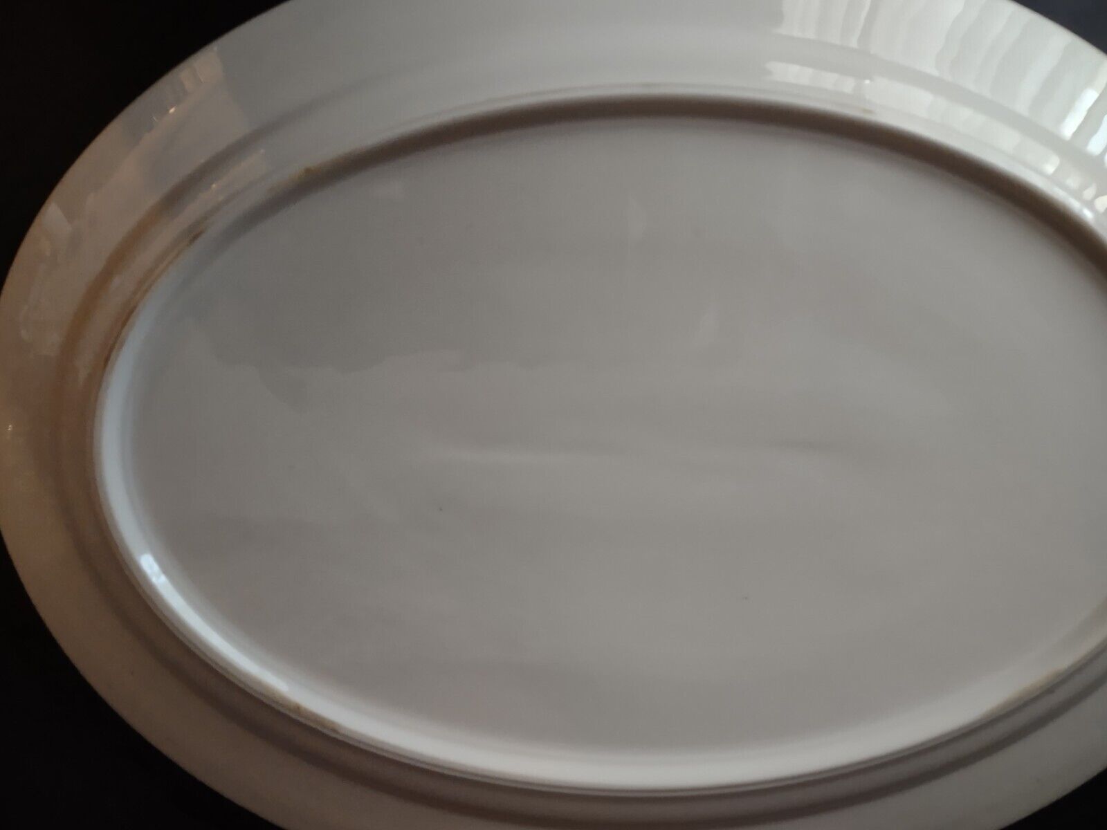 Plain White Oval Serving Platter 14" x 10-1/2" NO BACKSTAMP (lot 414)