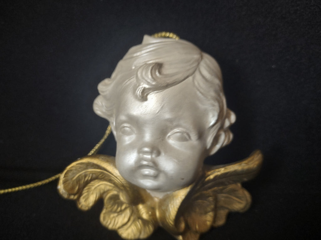 Scioto 1987 Vintage Cherub Ceramic Christmas Ornament (lot 1616)