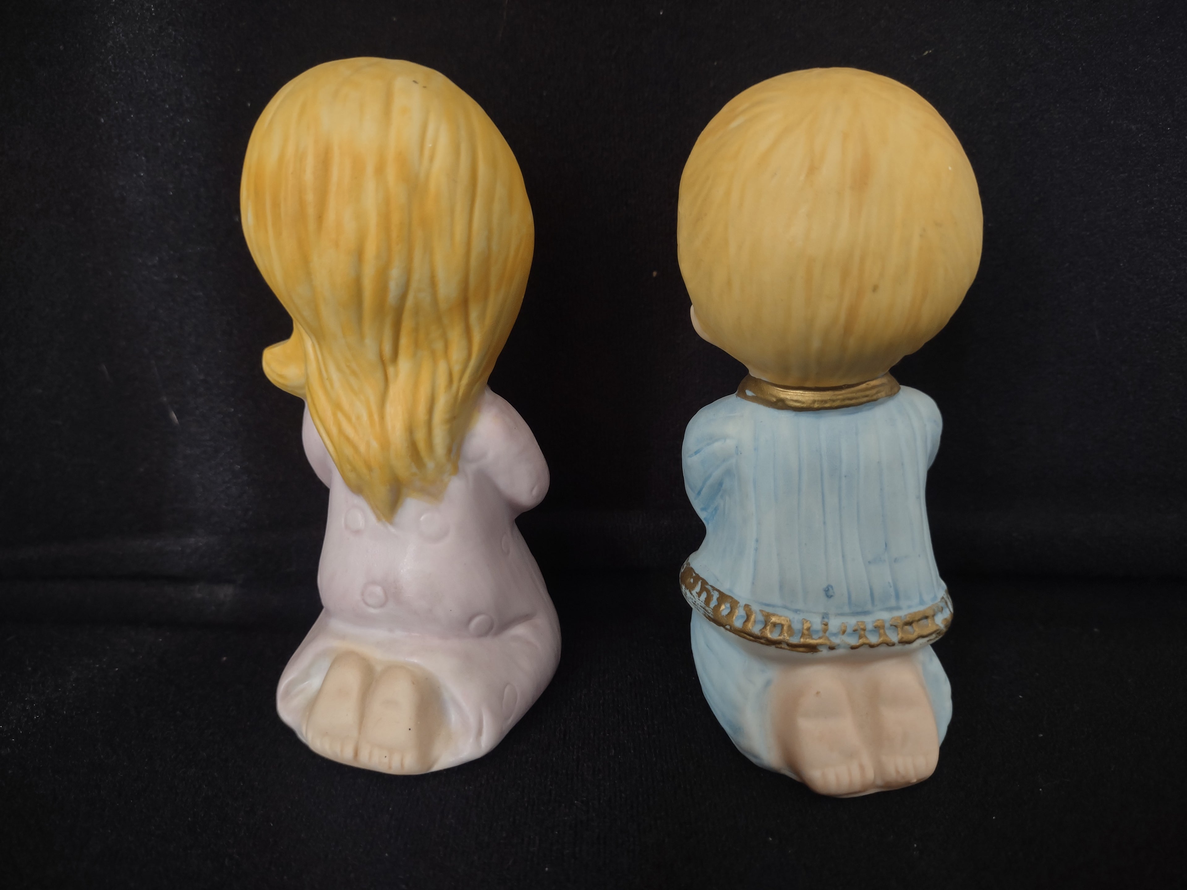 Vintage Homco Home Interiors Praying Boy and Girl Figurine (lot 2434)