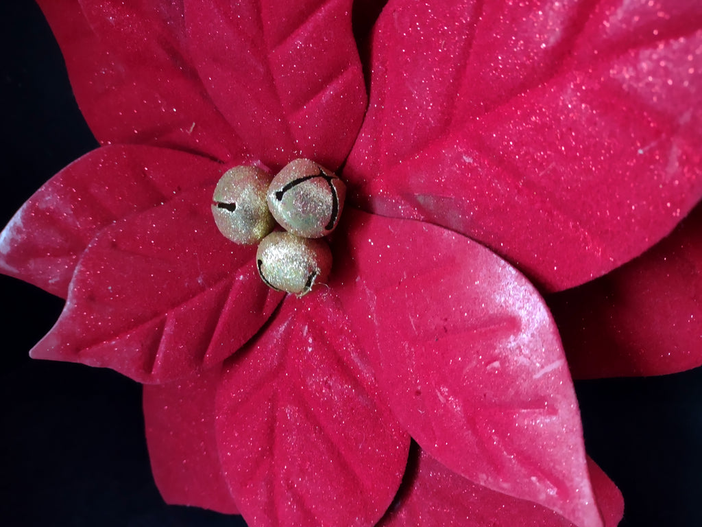 Christmas 13" Metal Poinsettia Flower (lot 3406)