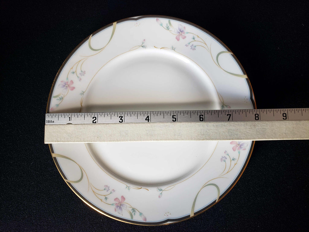 Vintage Lenox Debut Collection Constance Fine Bone Dessert Plate 8" (lot 1913)