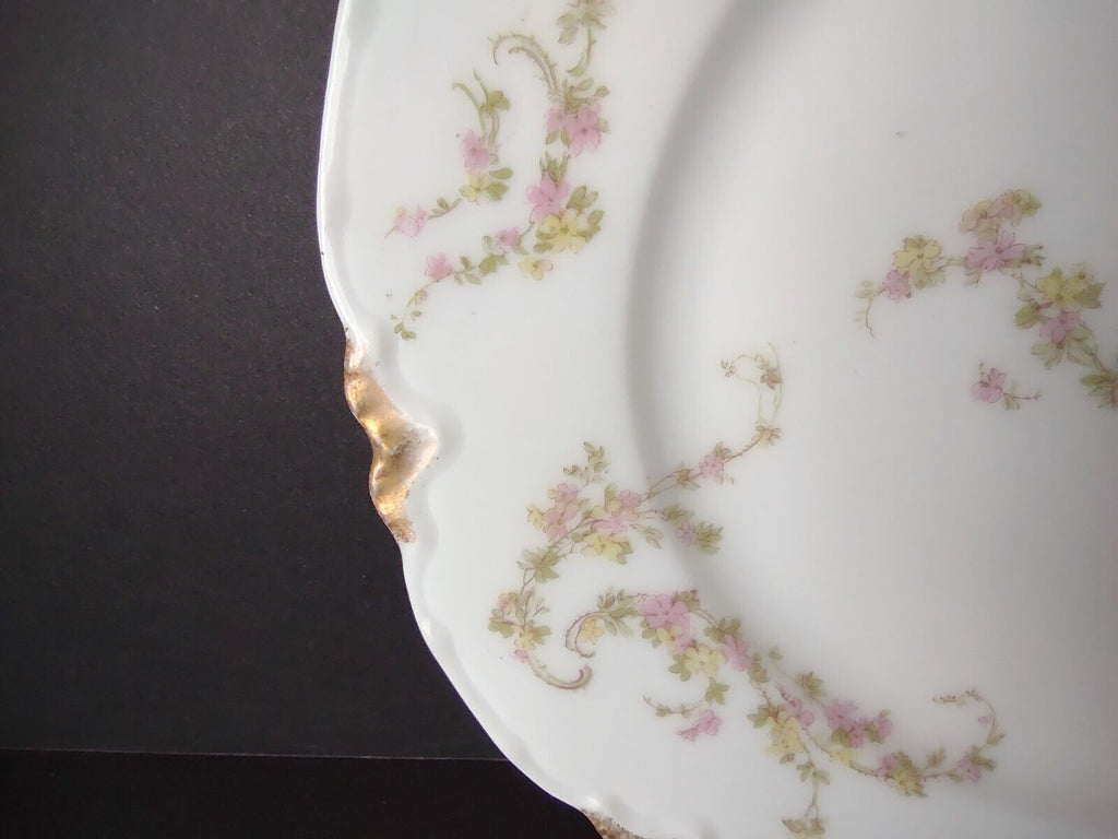 Haviland Limoges Roses Gold Trim Luncheon Salad Plate 8-1/2" (lot 359)