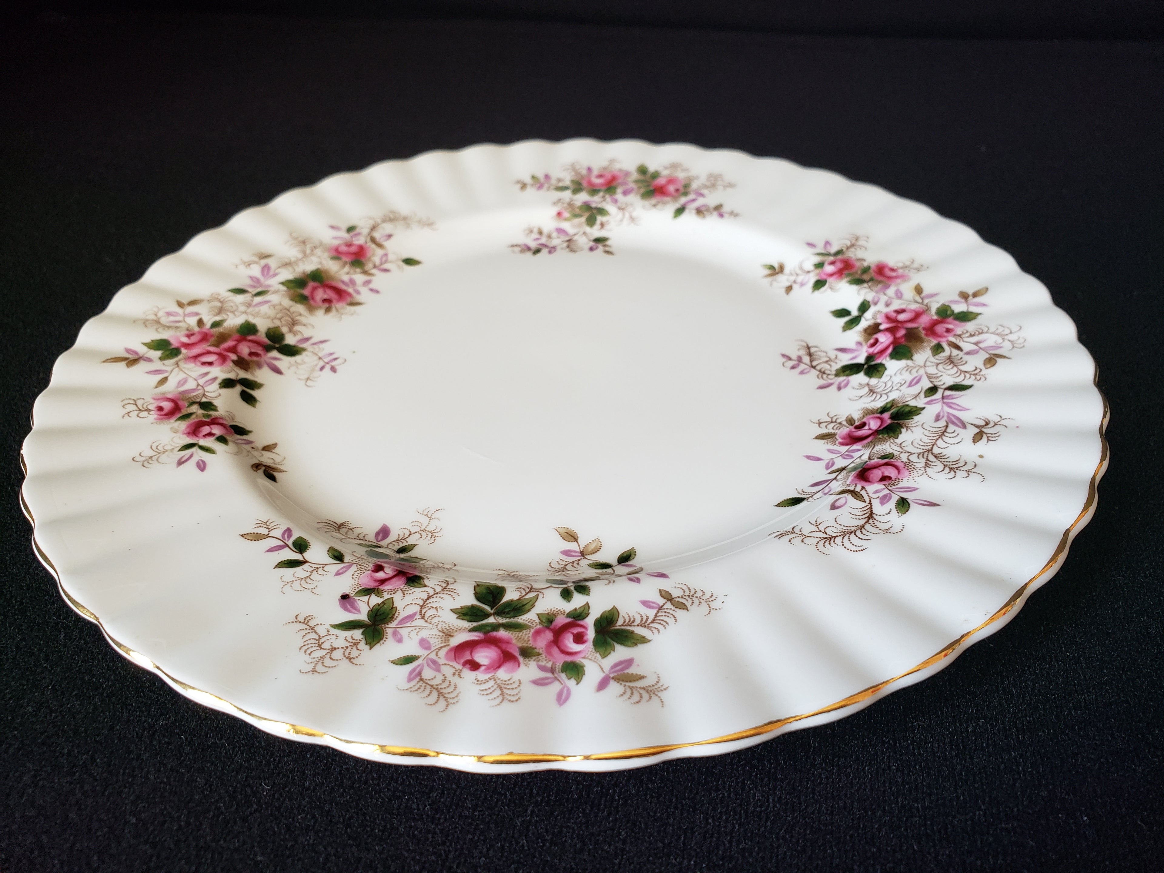 Vintage Royal Albert Salad Plate Lavender Rose 8-1/4" Bone China(lot 2045)