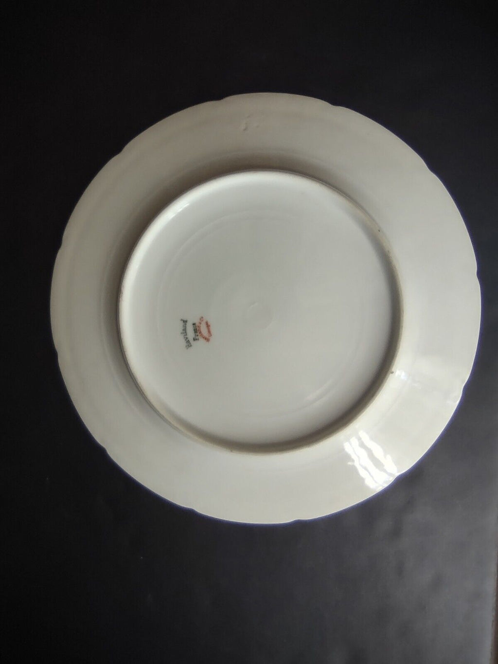 Haviland Limoges Raised Double Gold Trim Dinner Plate (lot 629)