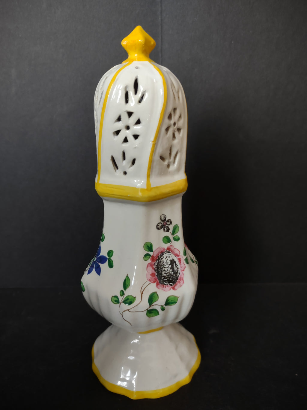 Vintage Talcum Powder Shaker Italy 8" (lot 5026)