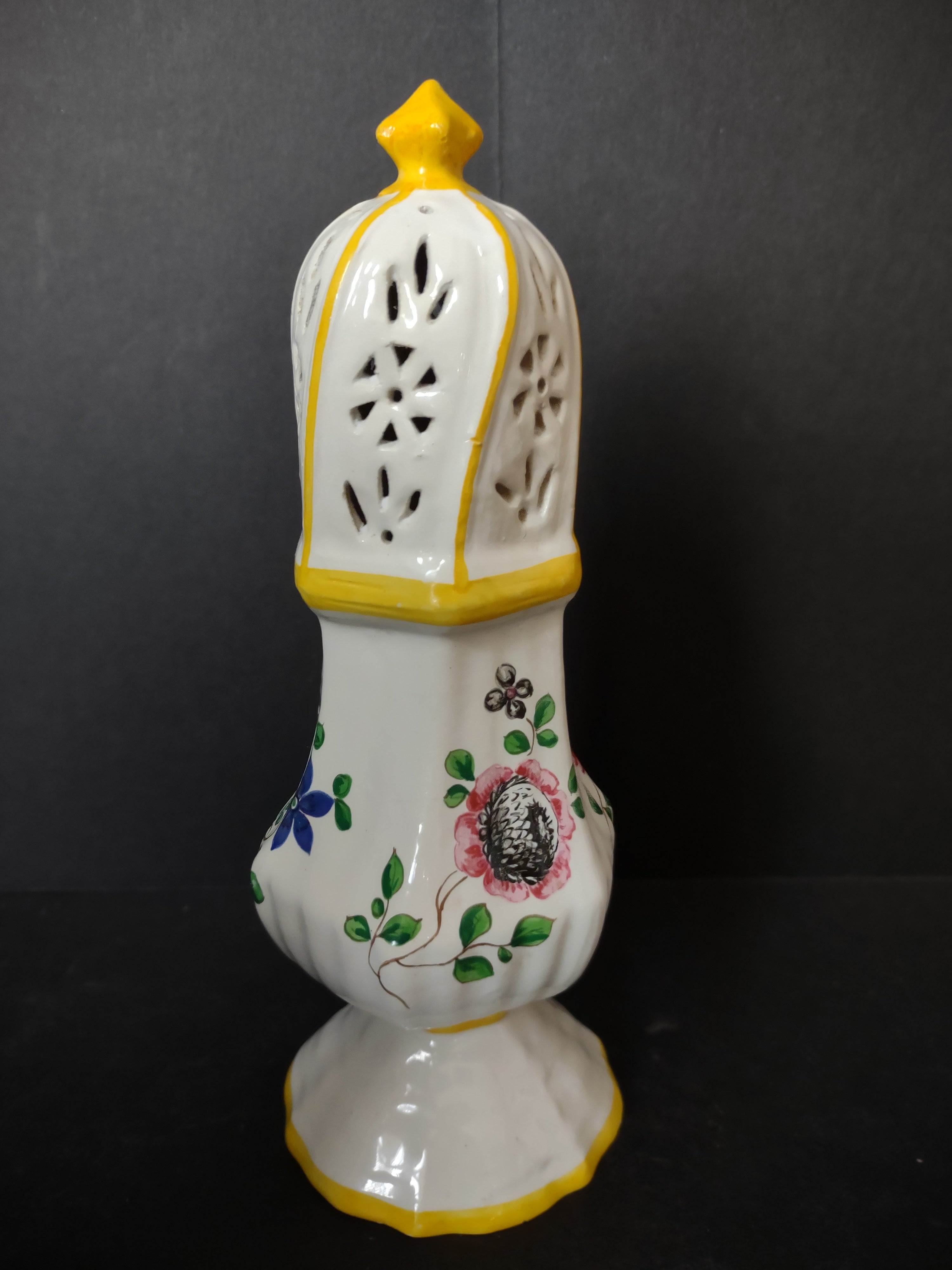 Vintage Talcum Powder Shaker Italy 8" (lot 5026)