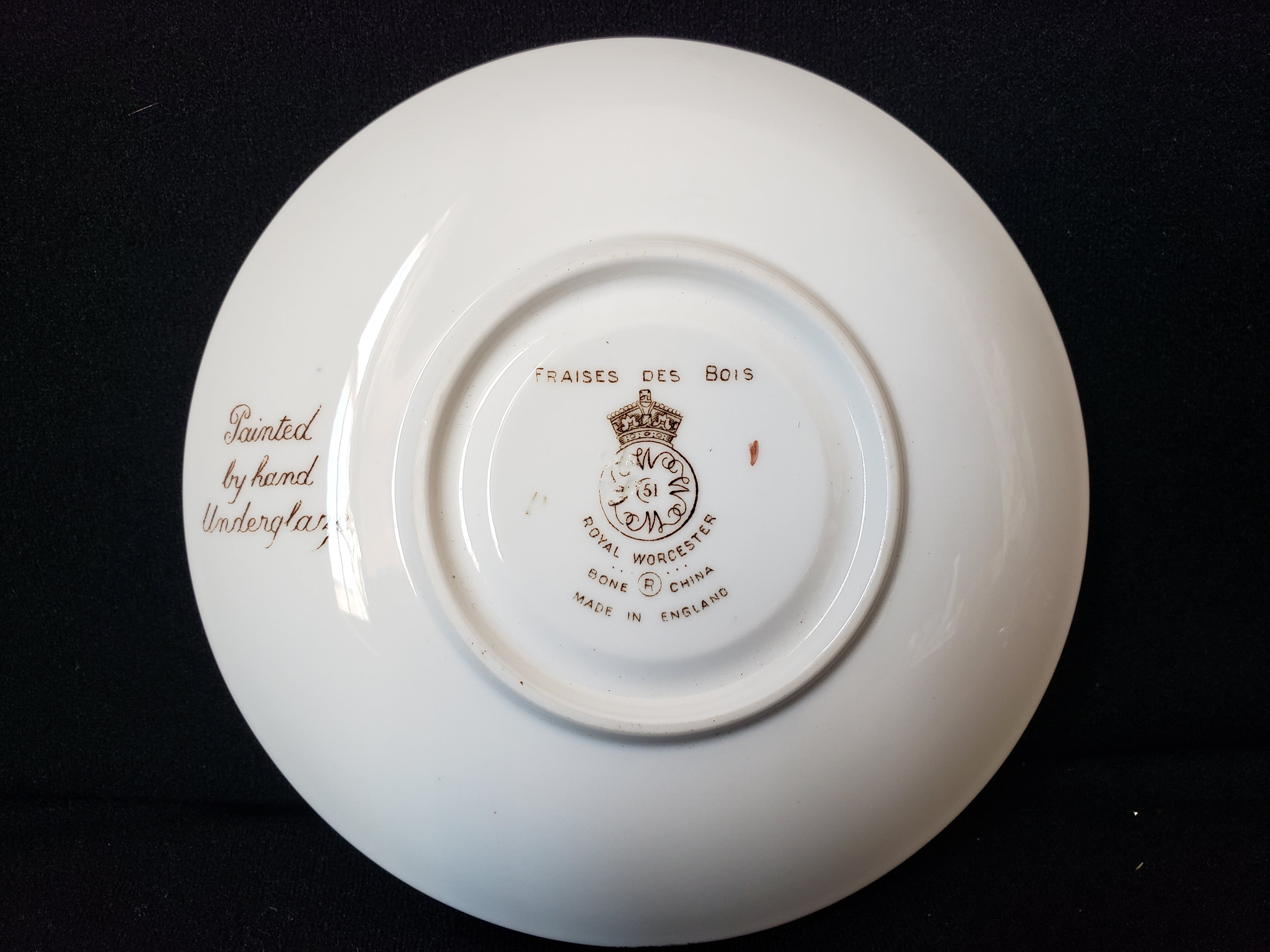 Vintage Royal Worcester Fraises Des Bois Saucer ONLY 5-1/2" (lot 2134)